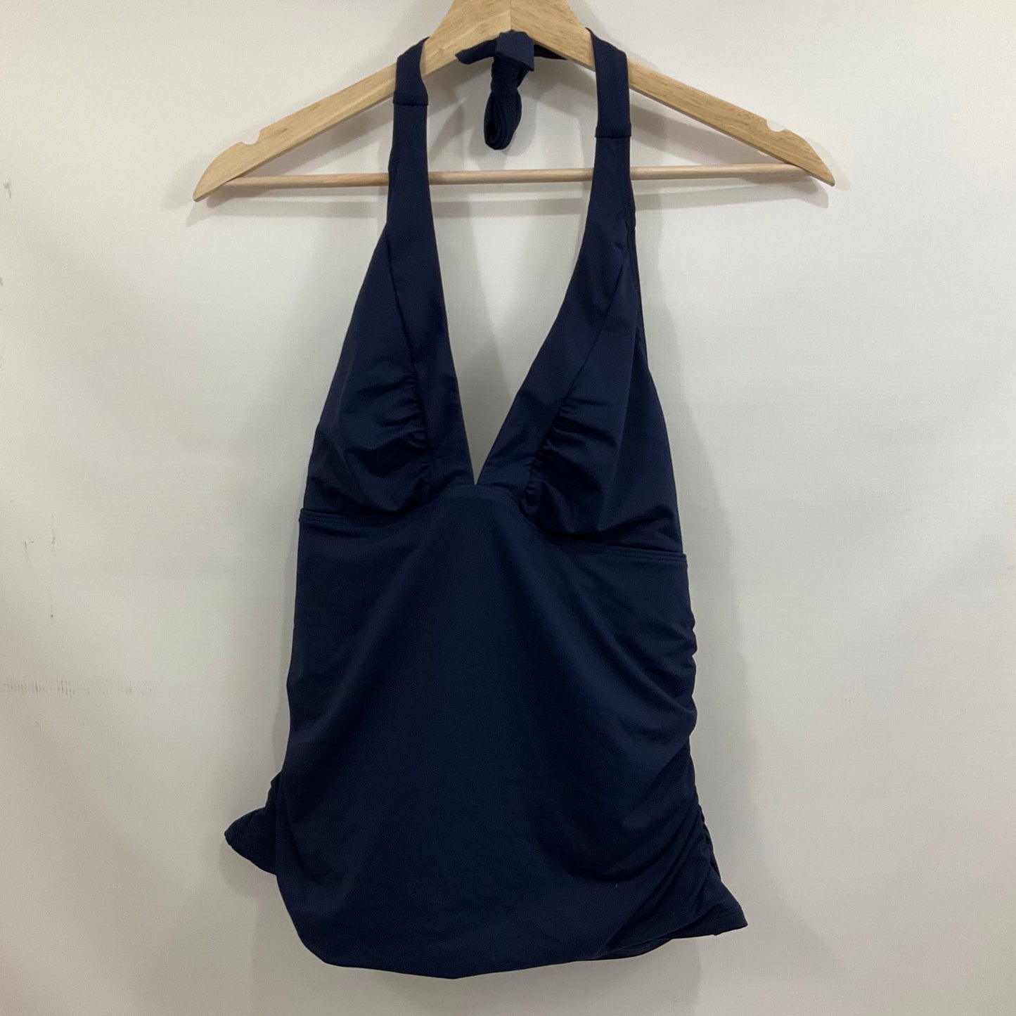 Swimsuit Top By Athleta  Size: M
