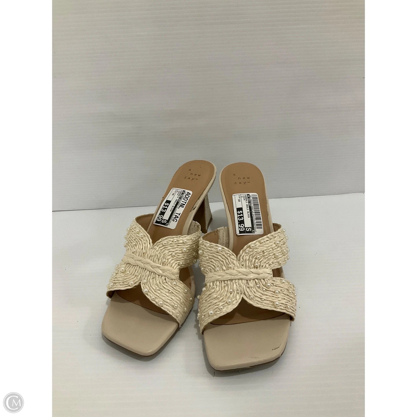 Sandals Heels Block By A New Day In Cream, Size: 10