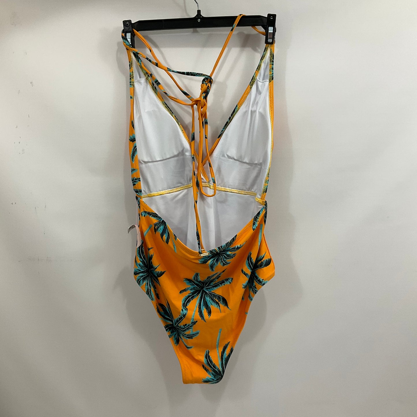 Swimsuit By Clothes Mentor  Size: M