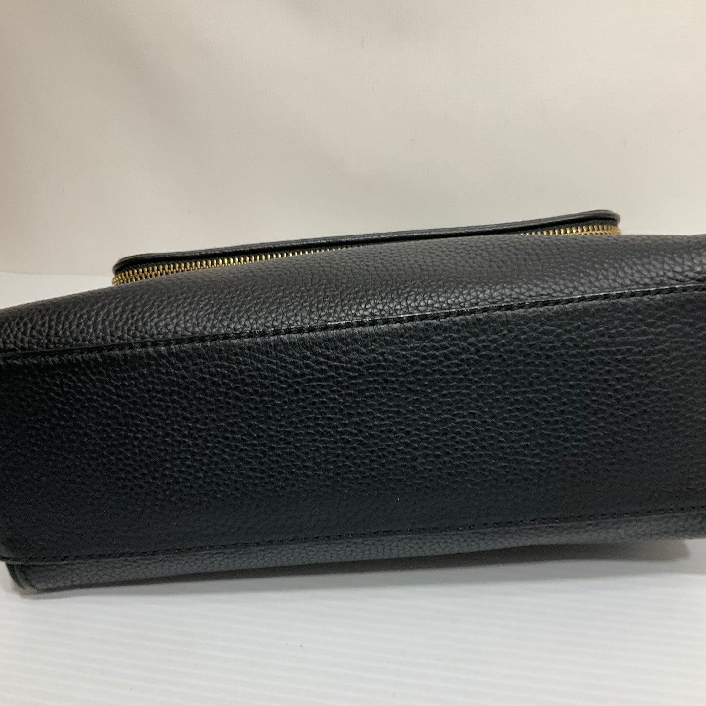 Crossbody Designer By Kate Spade In Black, Size:Medium