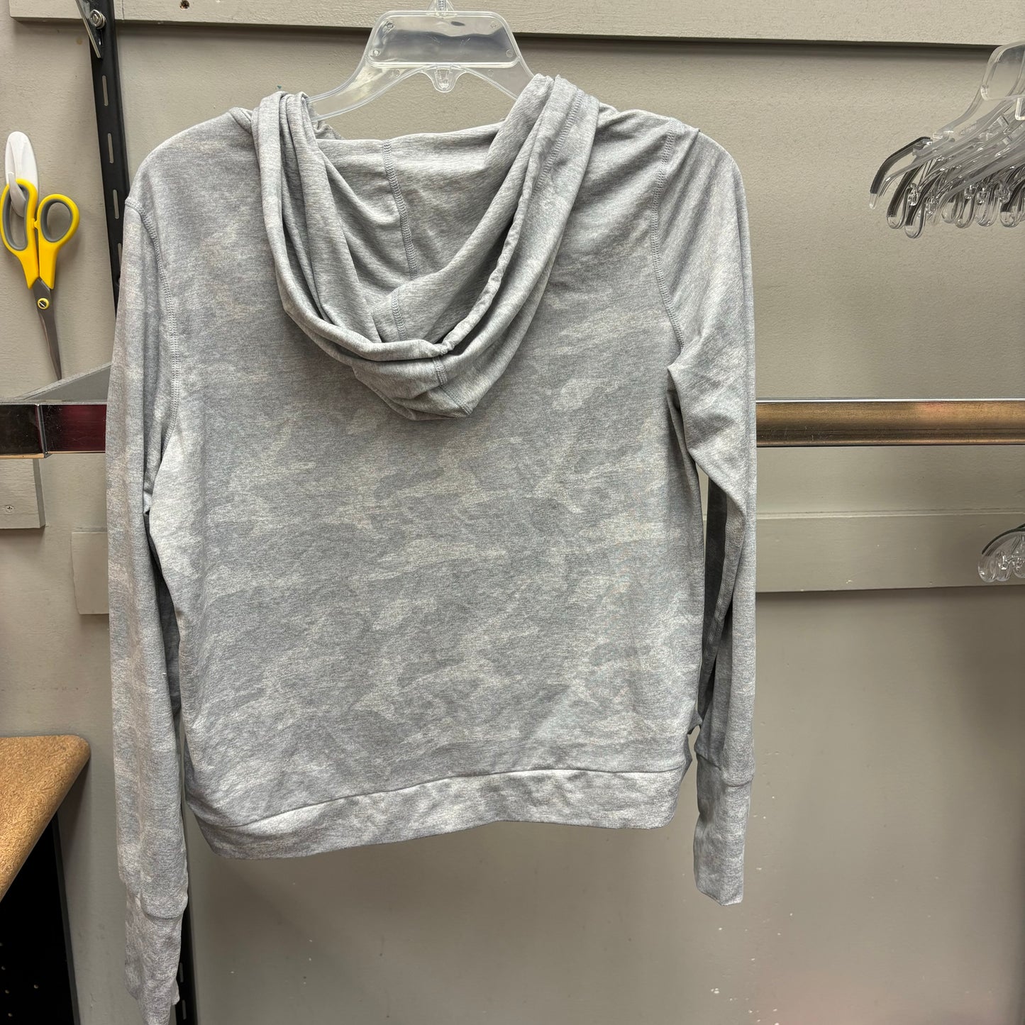 ATHLETIC TOP LS HOODIE by VUORI In GREY, Size: S