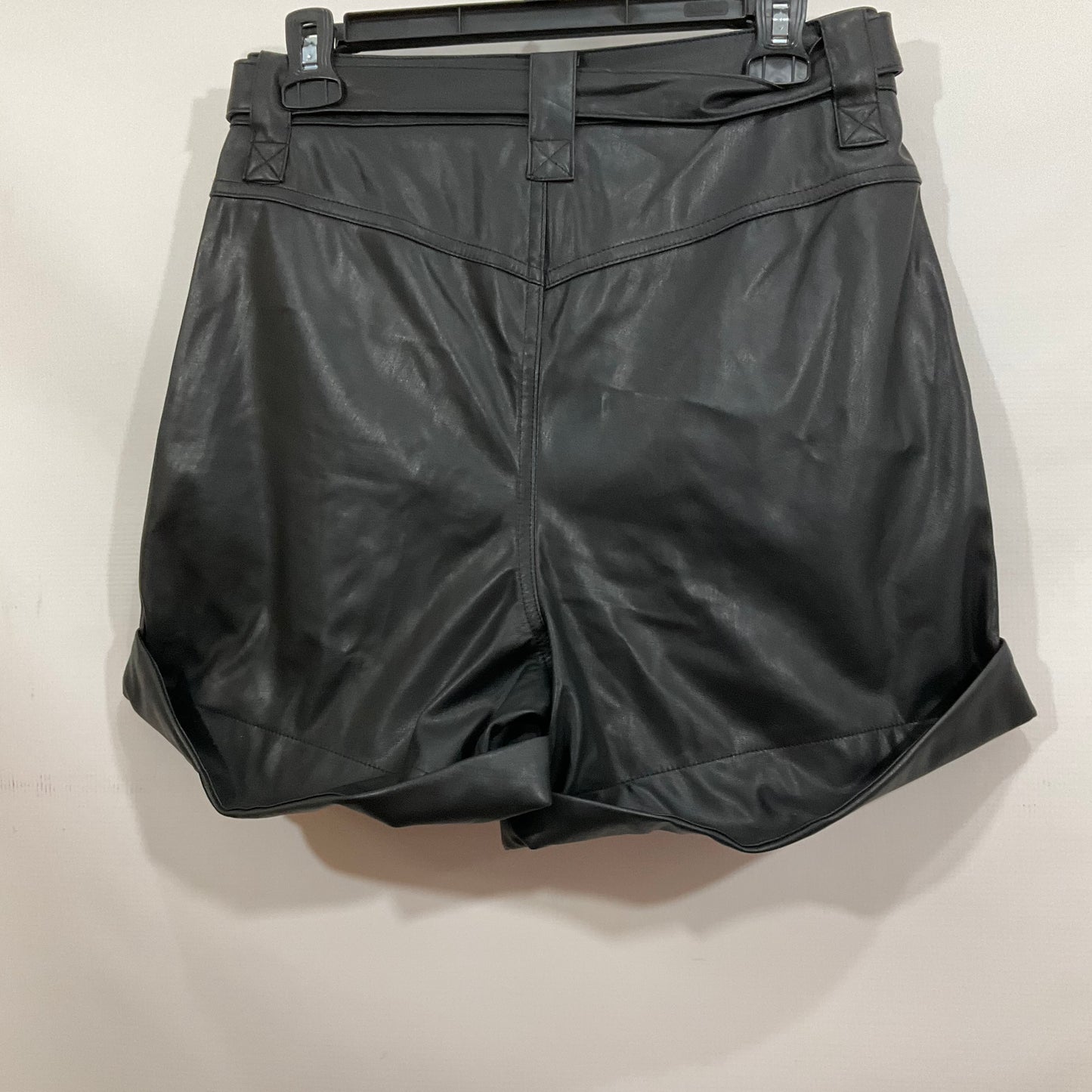 SHORTS by CI SONO In BLACK, Size: M