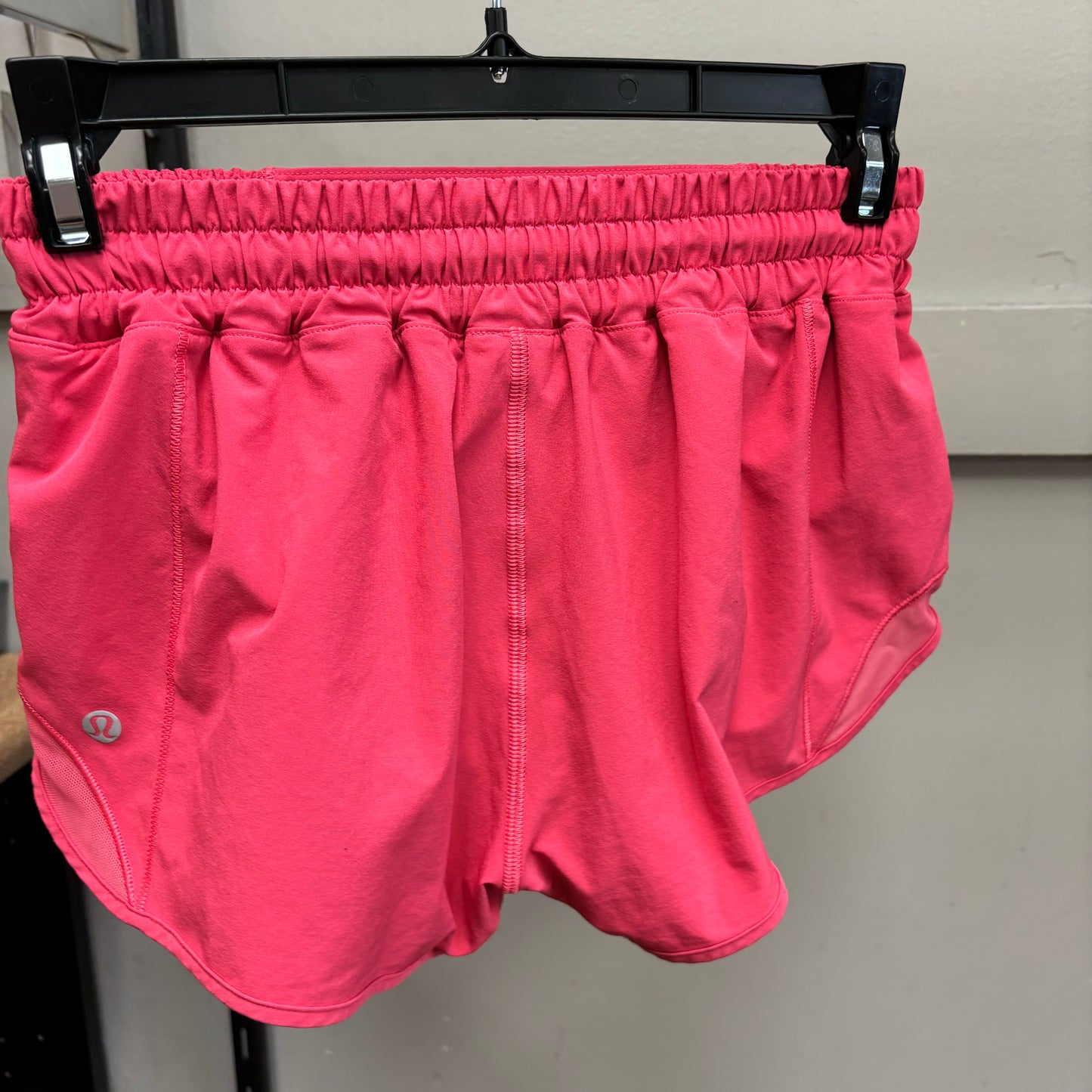 ATHLETIC SHORTS by LULULEMON In PINK, Size: 4