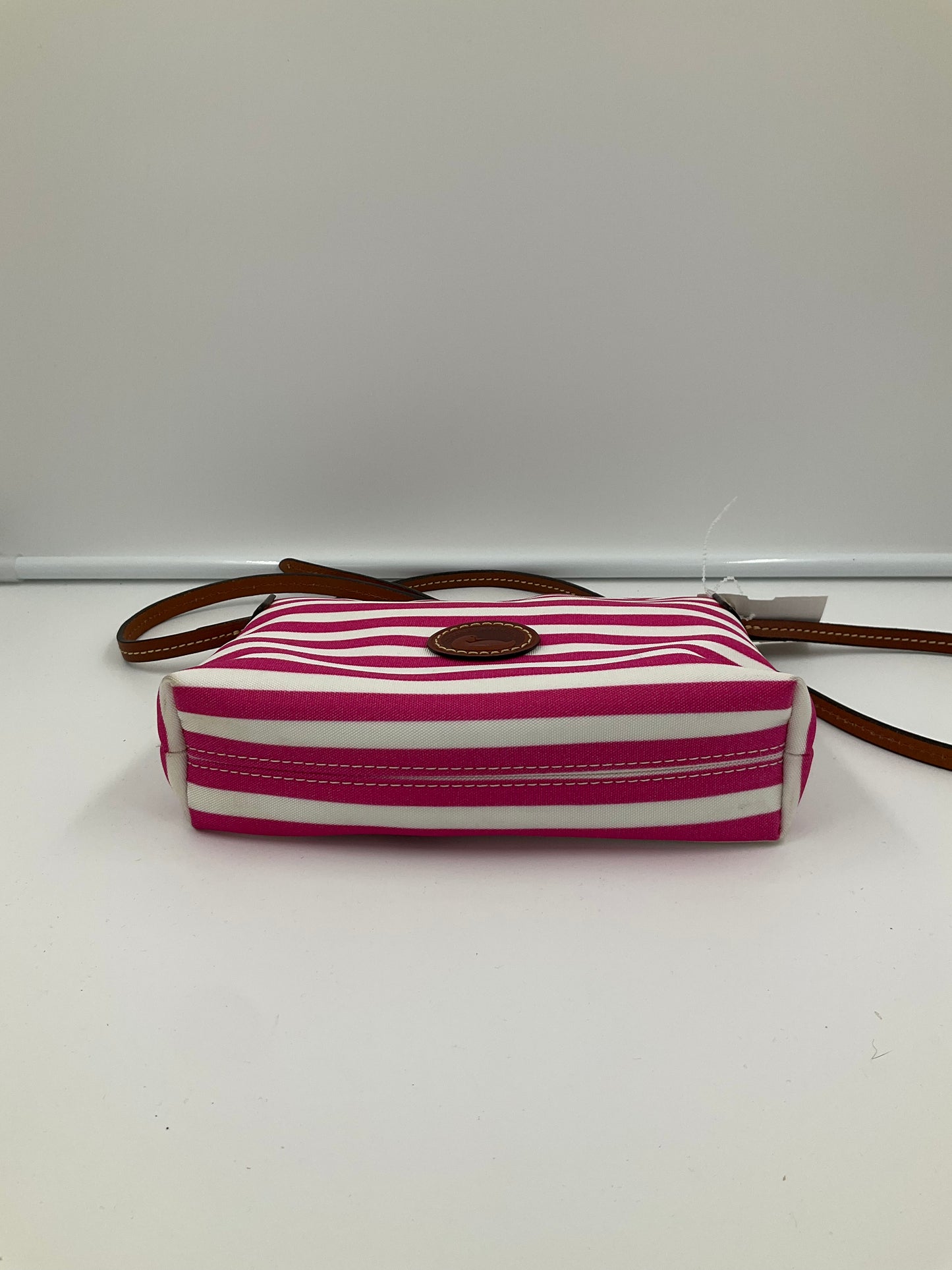 Crossbody Designer By Dooney And Bourke In Pink & White, Size:Small