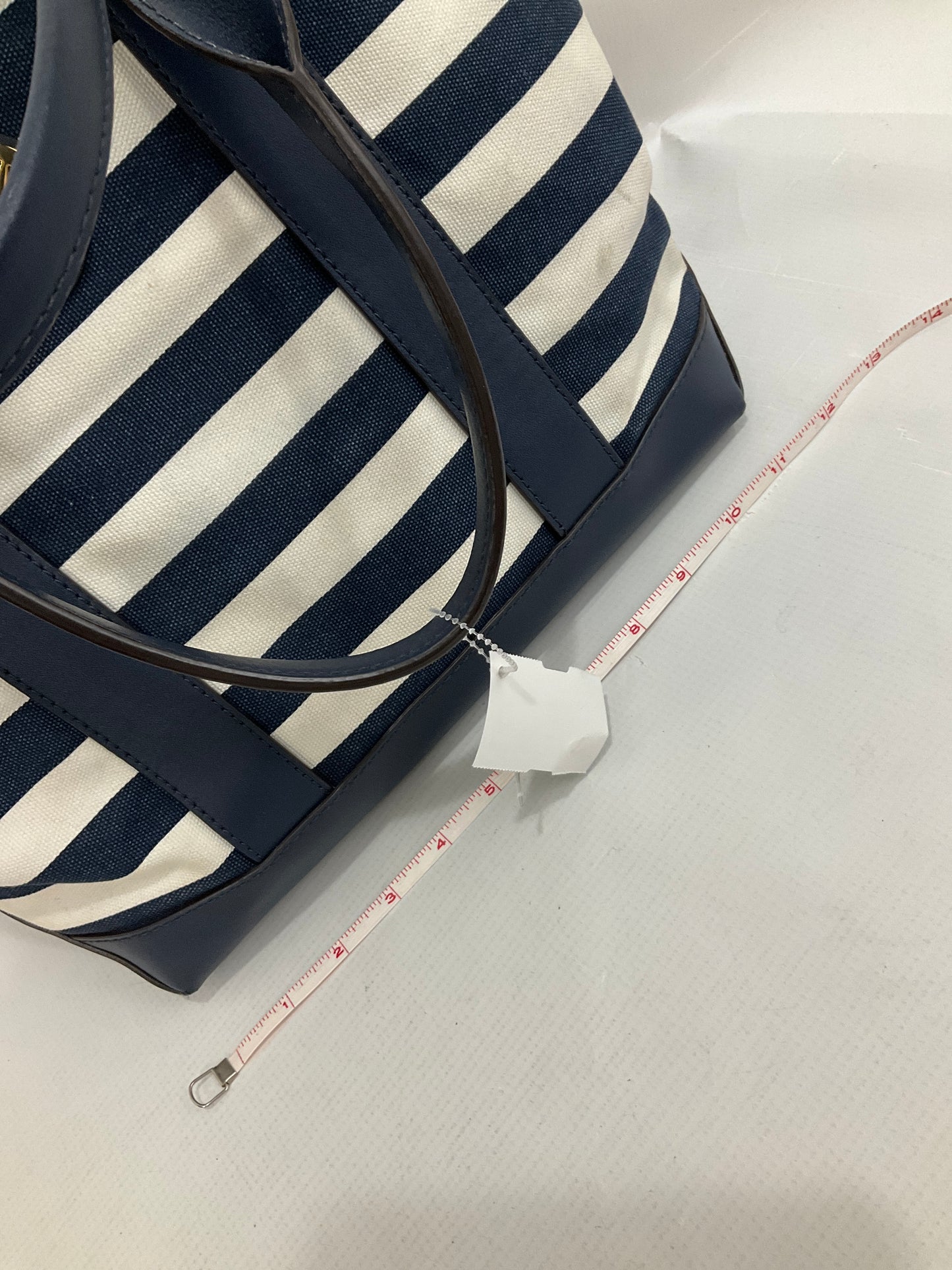 Handbag Designer By Michael Kors Size: Medium