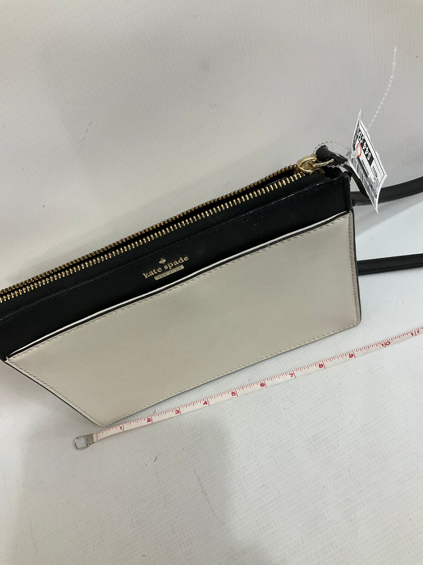 Crossbody Designer By Kate Spade Size: Medium