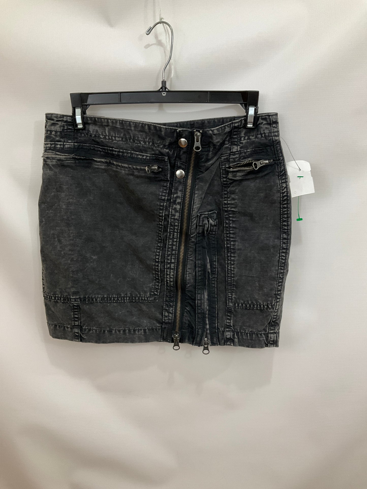 Skirt Mini & Short By Free People Size: 0