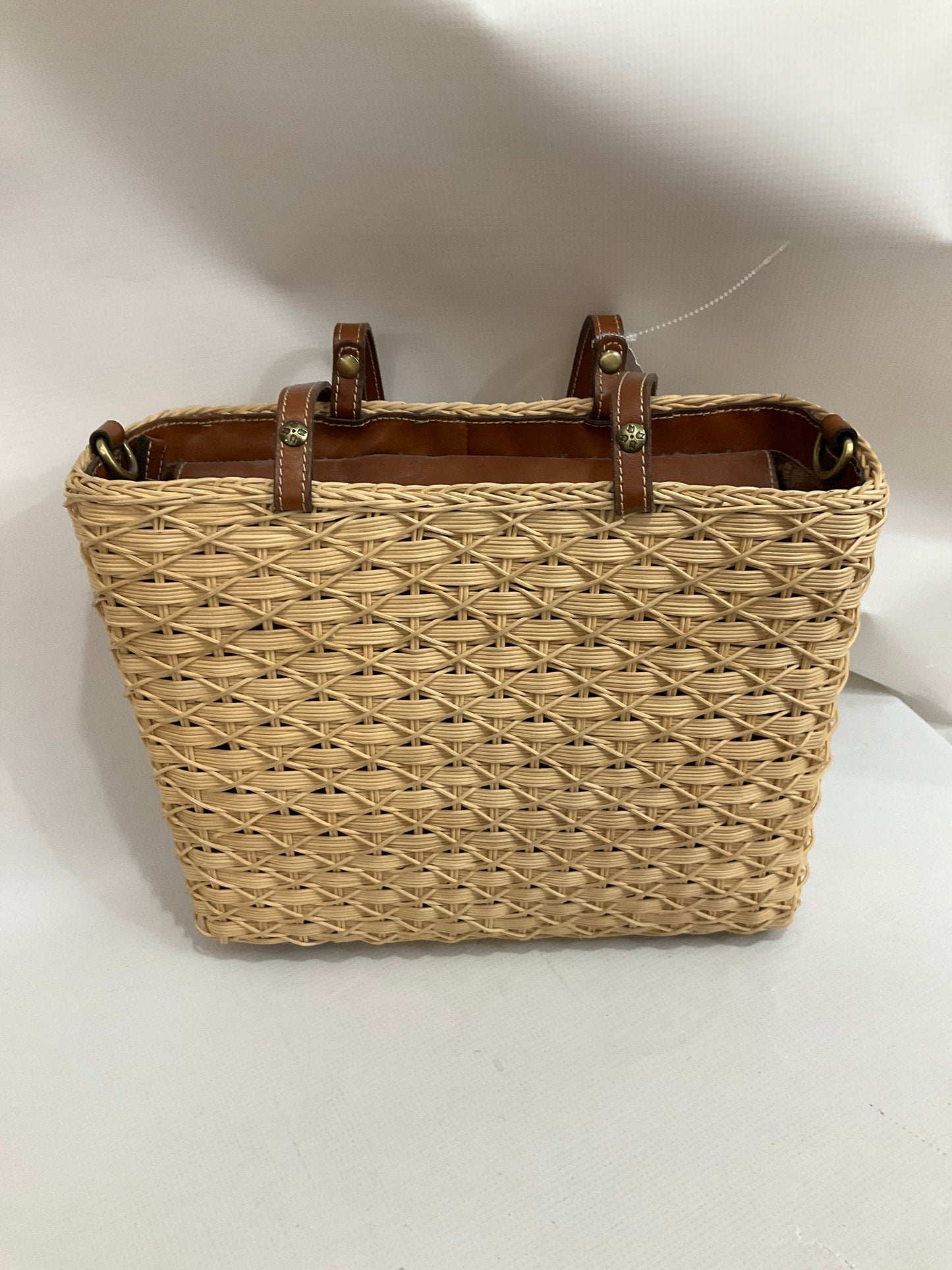 Handbag Designer By Patricia Nash Size: Medium