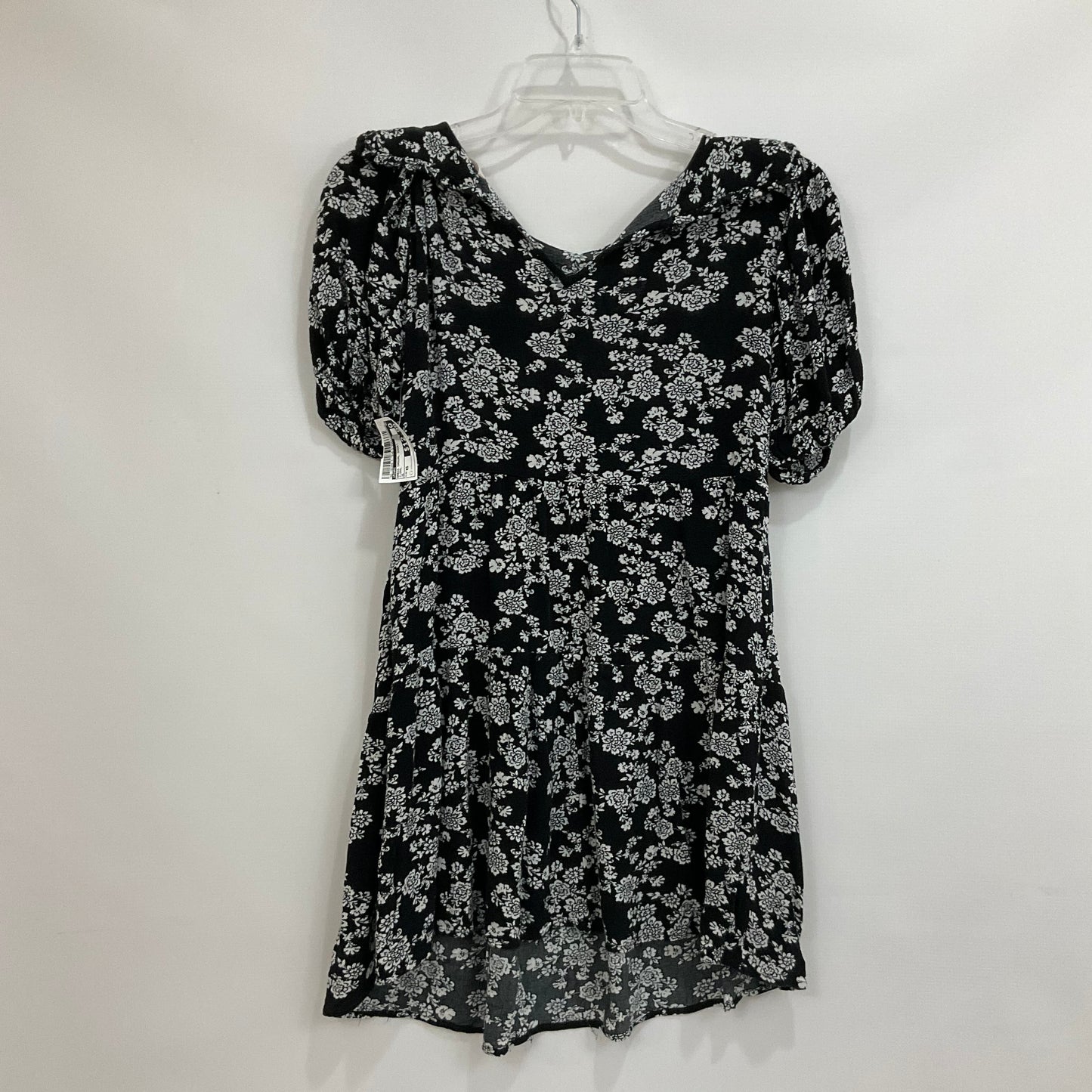 Dress Casual Short By Miami Size: Xs