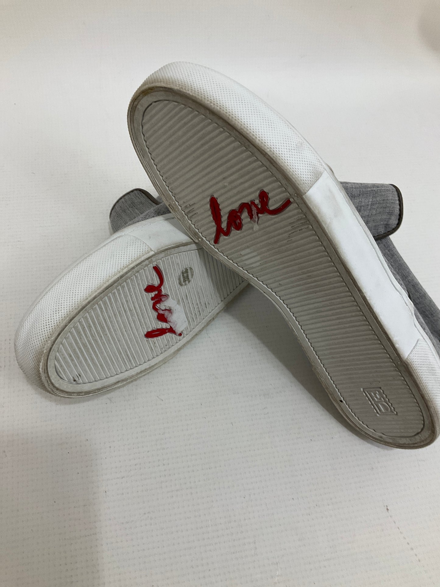 Shoes Sneakers By Love Size: 6