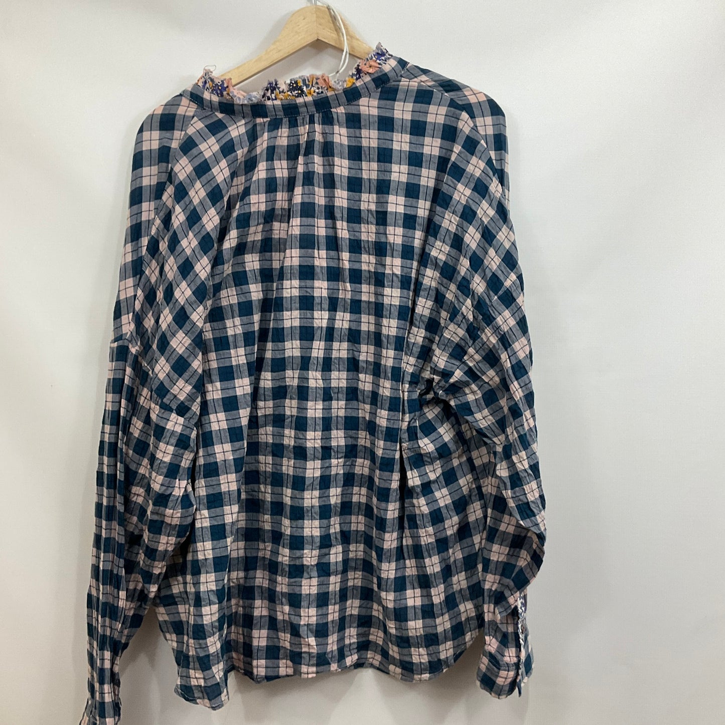 Top Long Sleeve By Pilcro Size: Xl