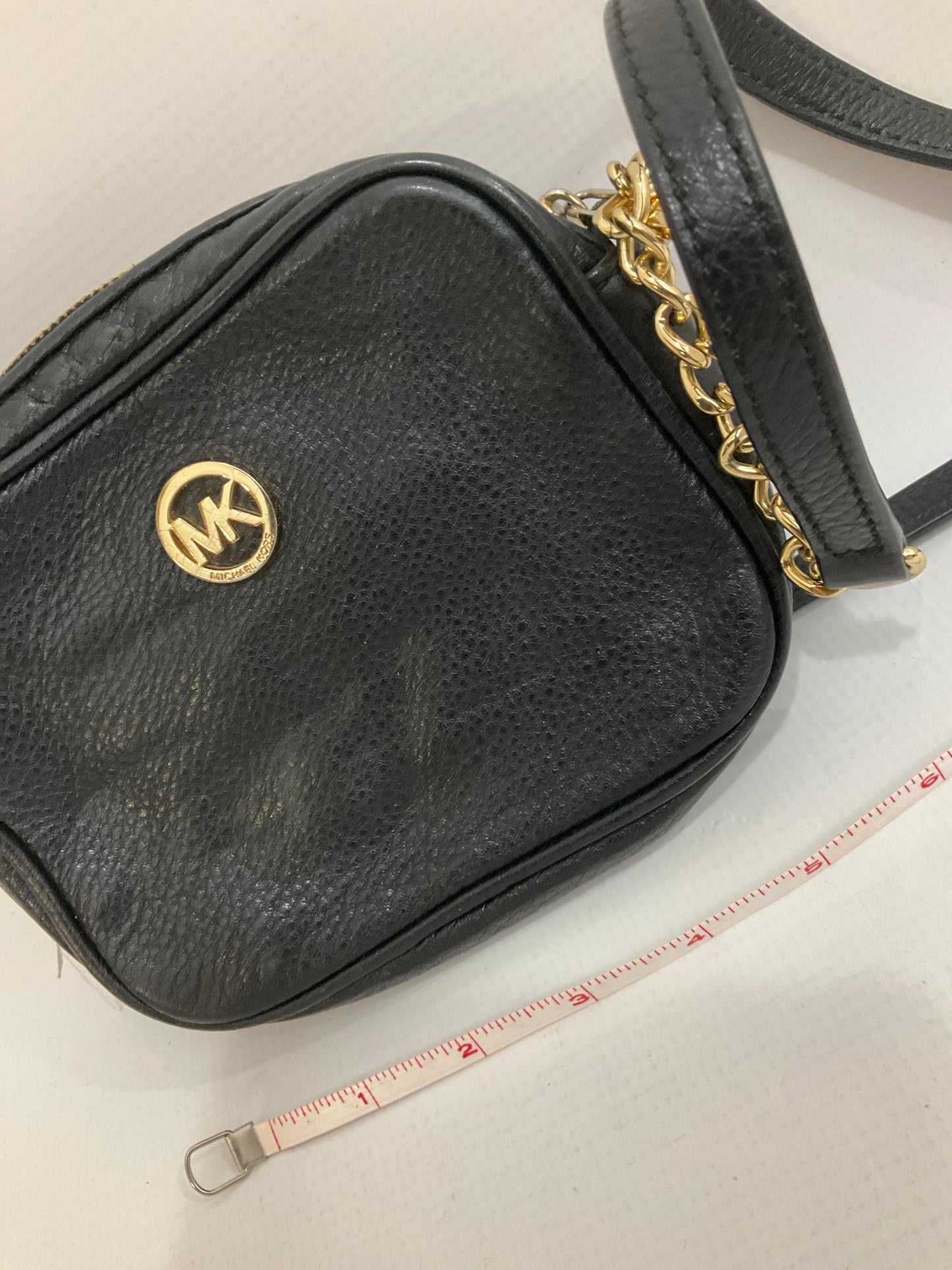 Crossbody Designer By Michael Kors Size: Small