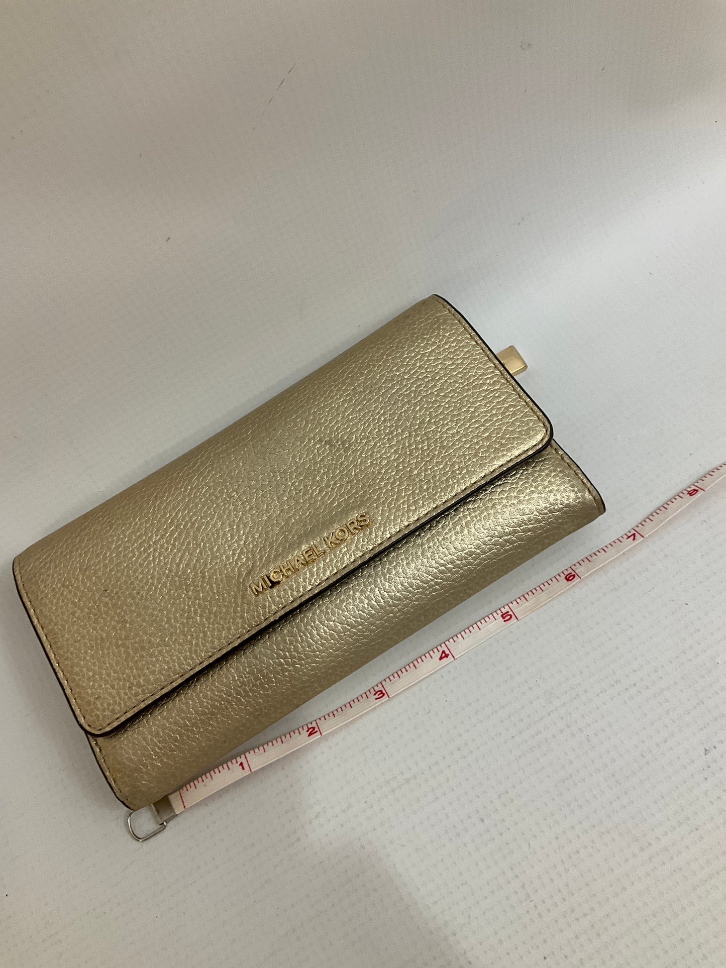 Wallet Designer By Michael Kors Size: Medium