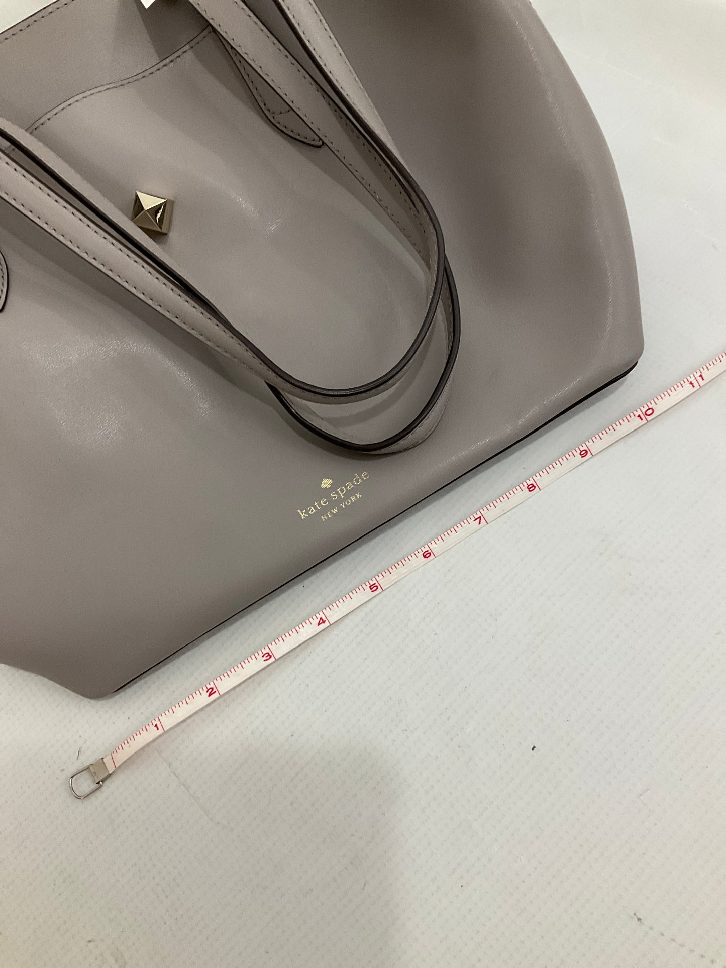 Handbag Designer By Kate Spade Size: Medium