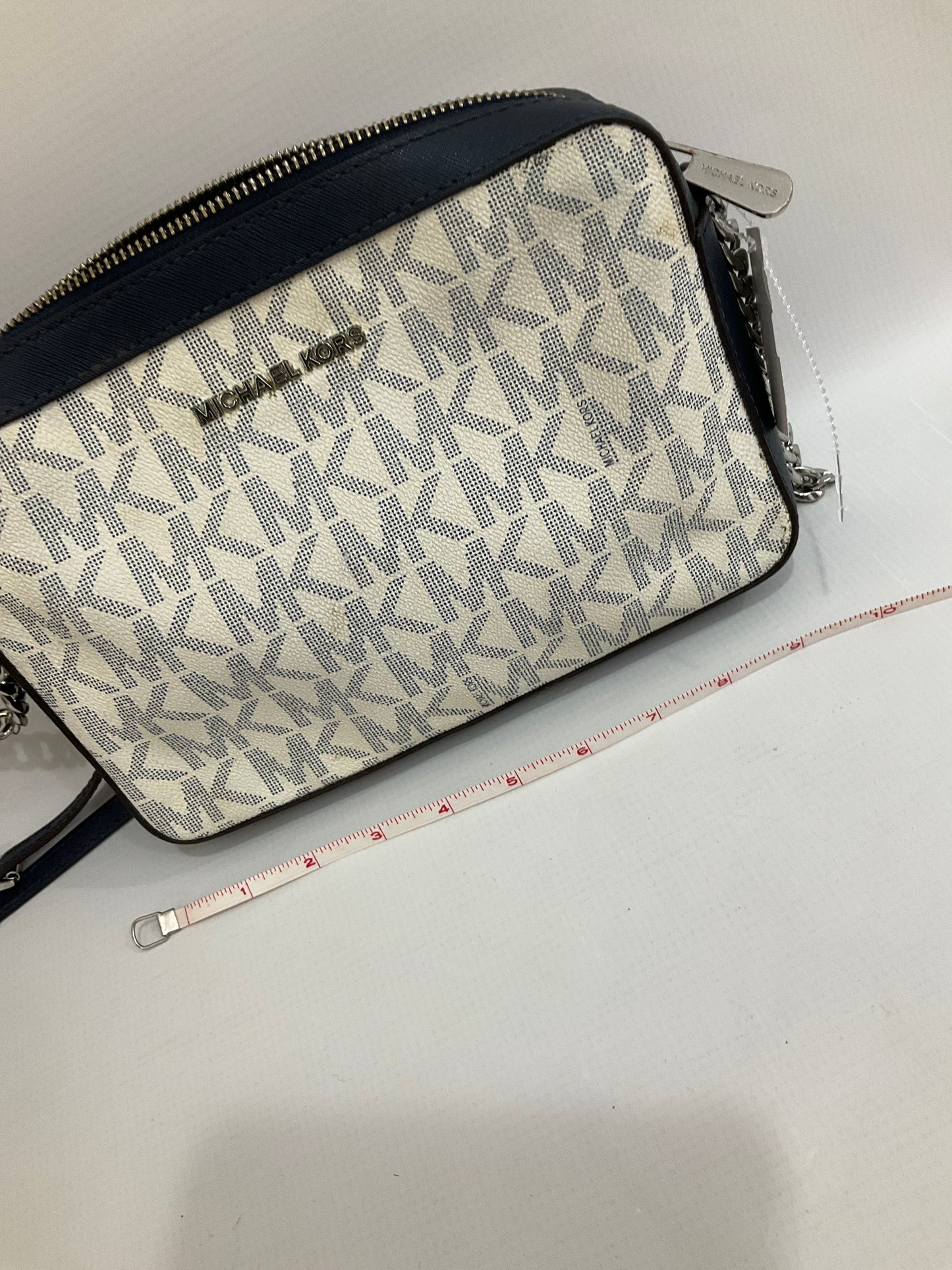 Crossbody Designer By Michael Kors Size: Medium