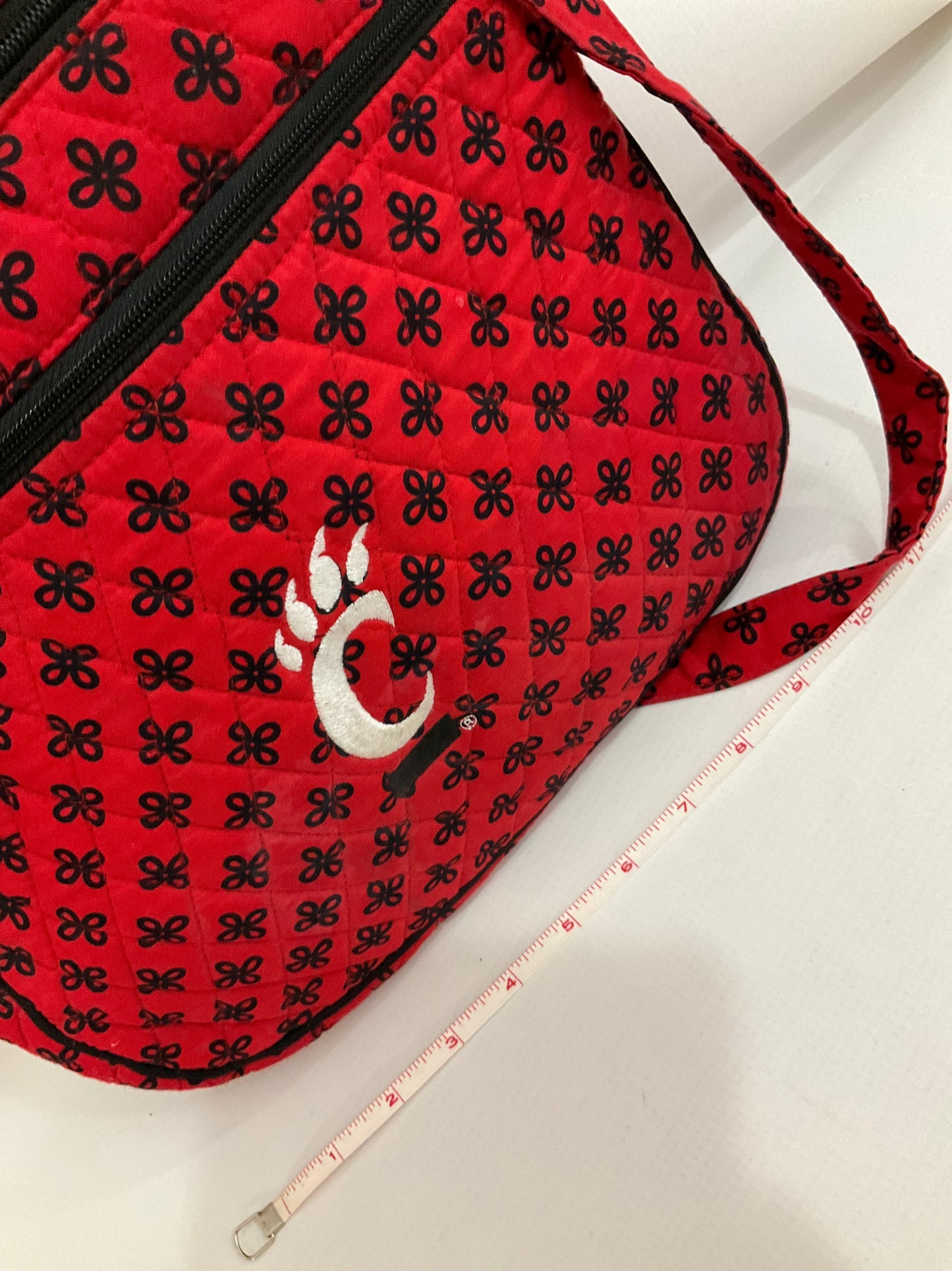 Crossbody By Vera Bradley Size: Medium