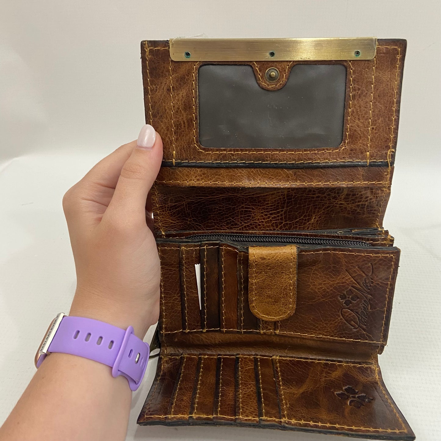 Wallet Designer By Patricia Nash Size: Medium