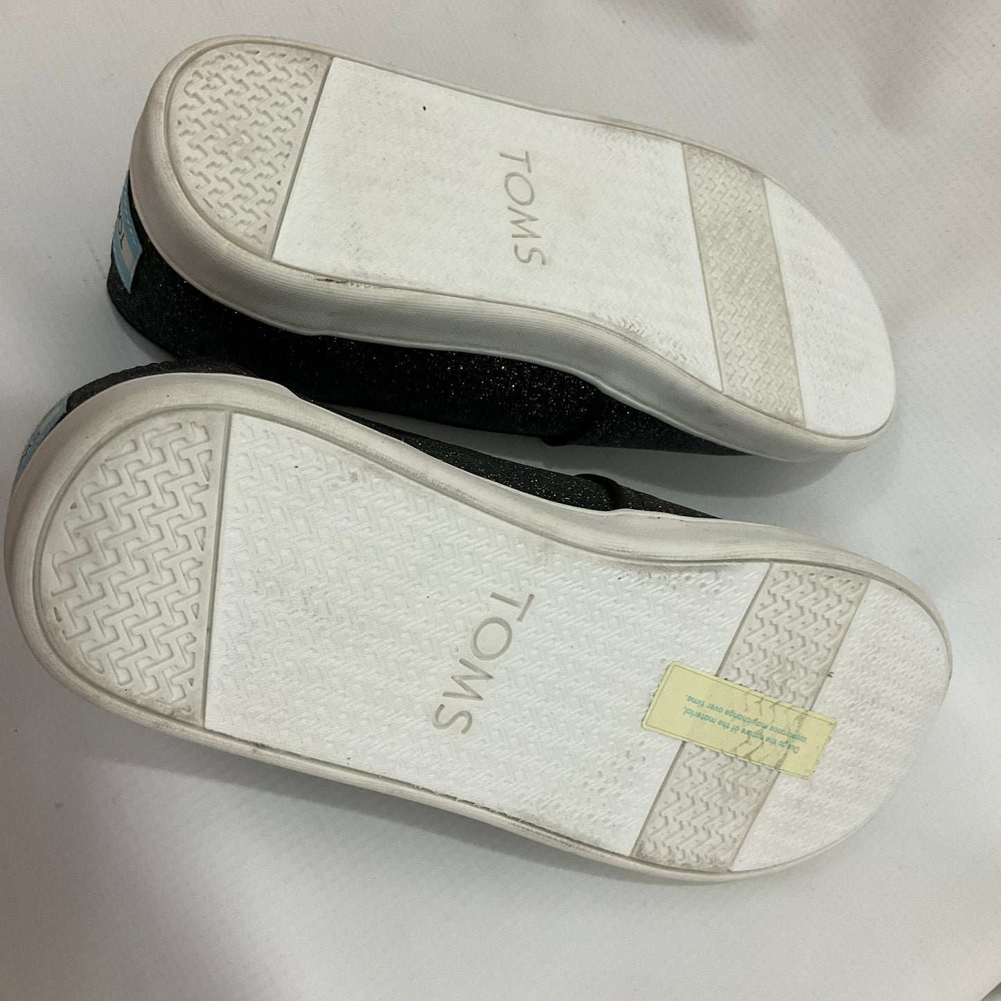 Shoes Flats Other By Toms Size: 6