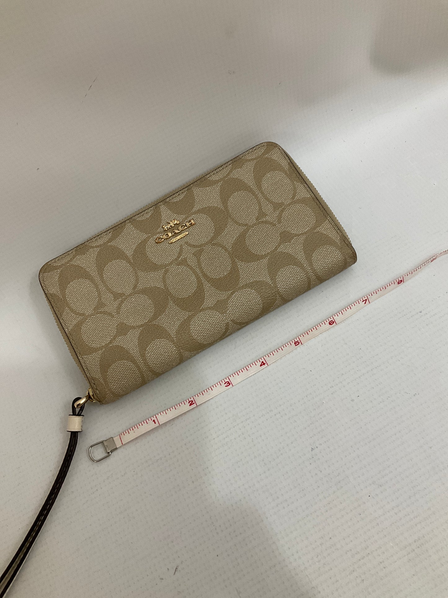Wristlet Designer By Coach Size: Medium