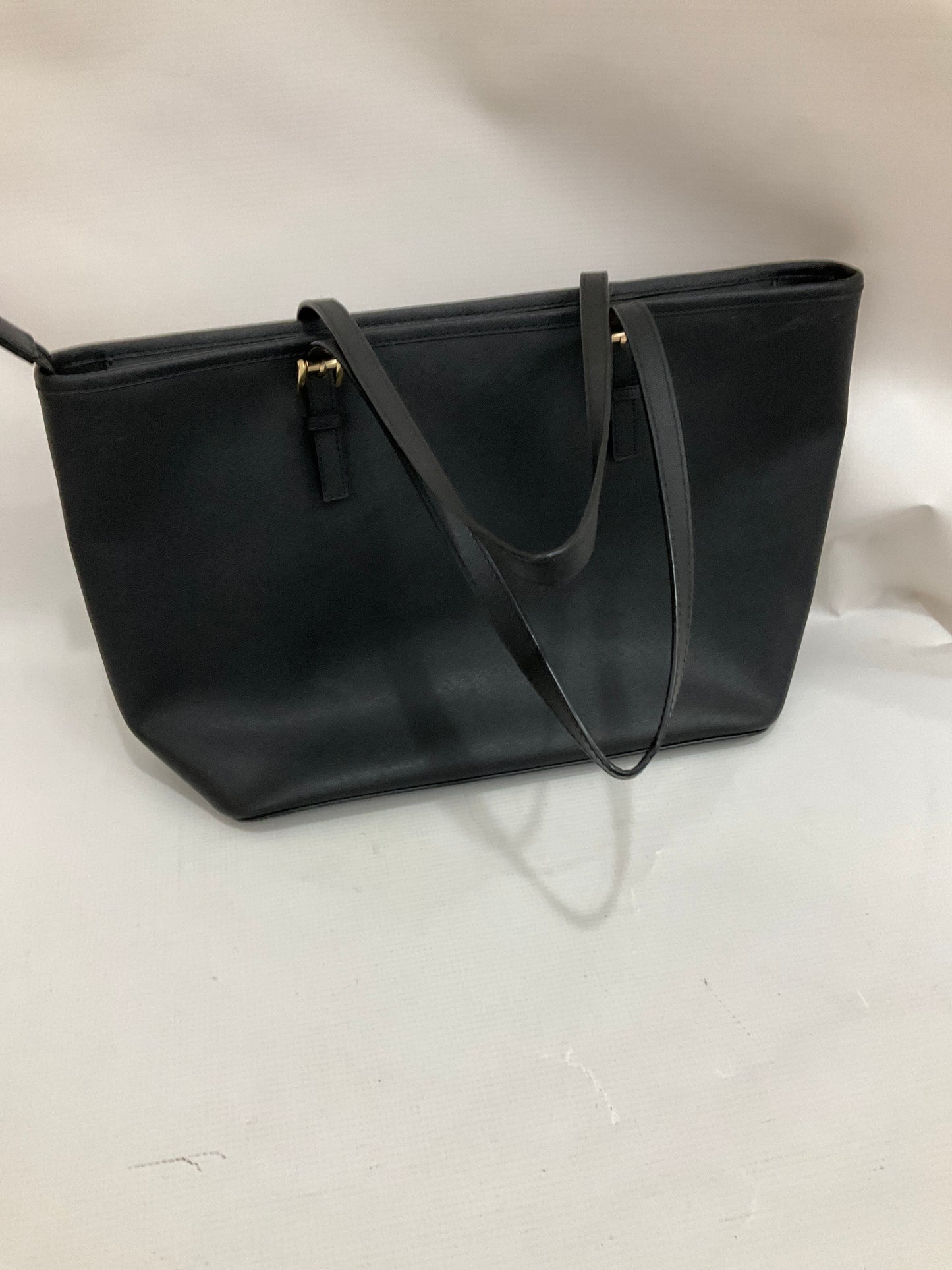 Handbag Designer By Michael Kors Size: Medium