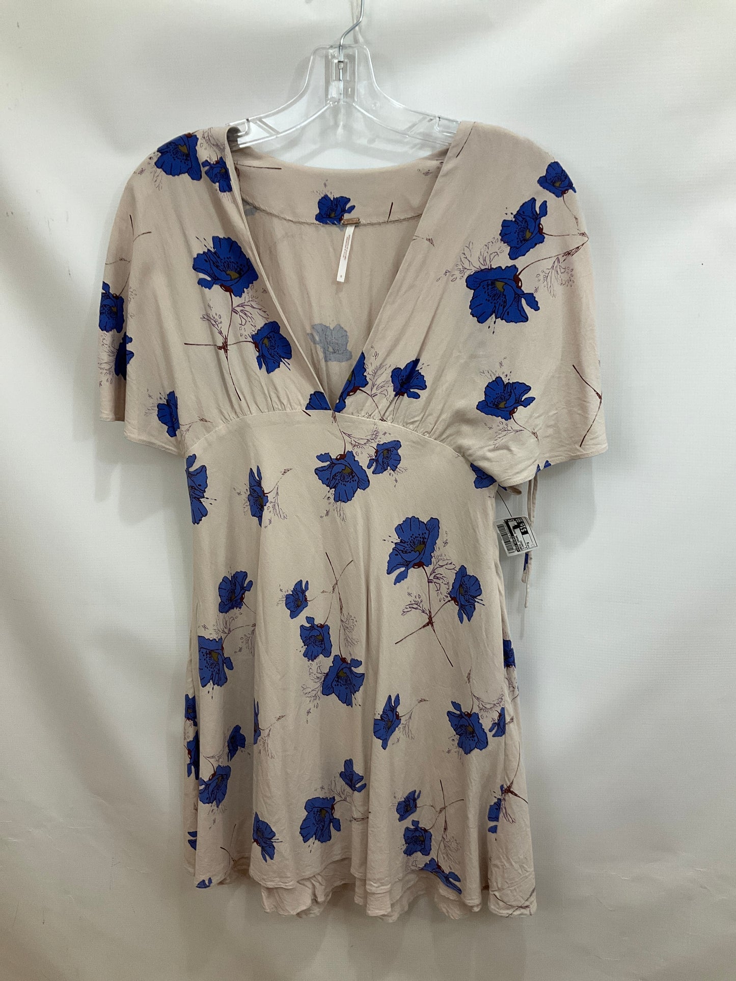 Dress Casual Short By Free People Size: 6