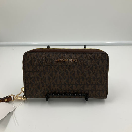 Wristlet Designer By Michael Kors, Size: Medium