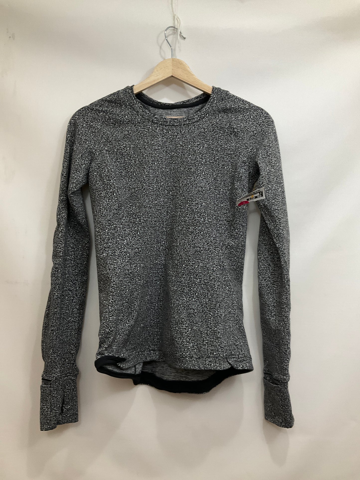 Athletic Top Long Sleeve Crewneck By Lululemon In Black, Size: 6