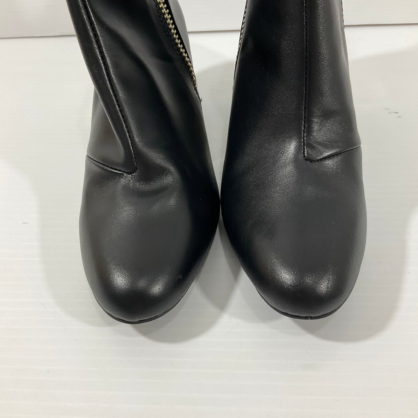 Boots Ankle Heels By Dkny In Black, Size: 5.5