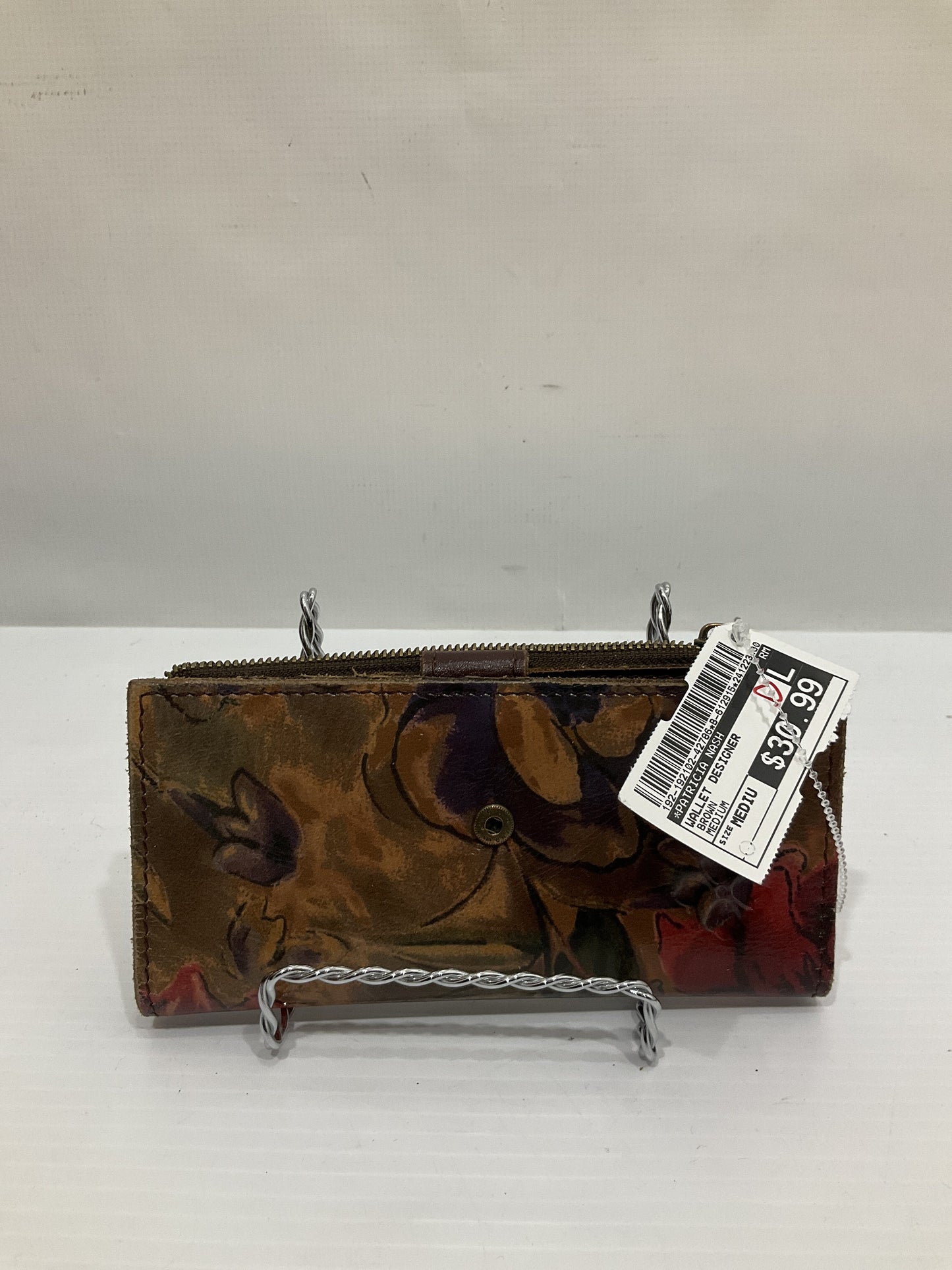 Wallet Designer By Patricia Nash  Size: Medium