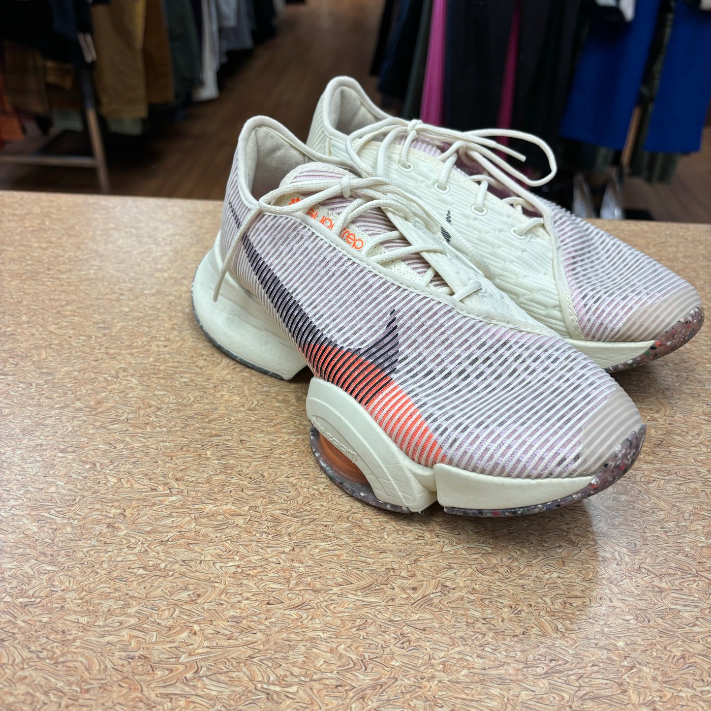 Shoes Athletic By Nike In Cream & Purple, Size: 8.5