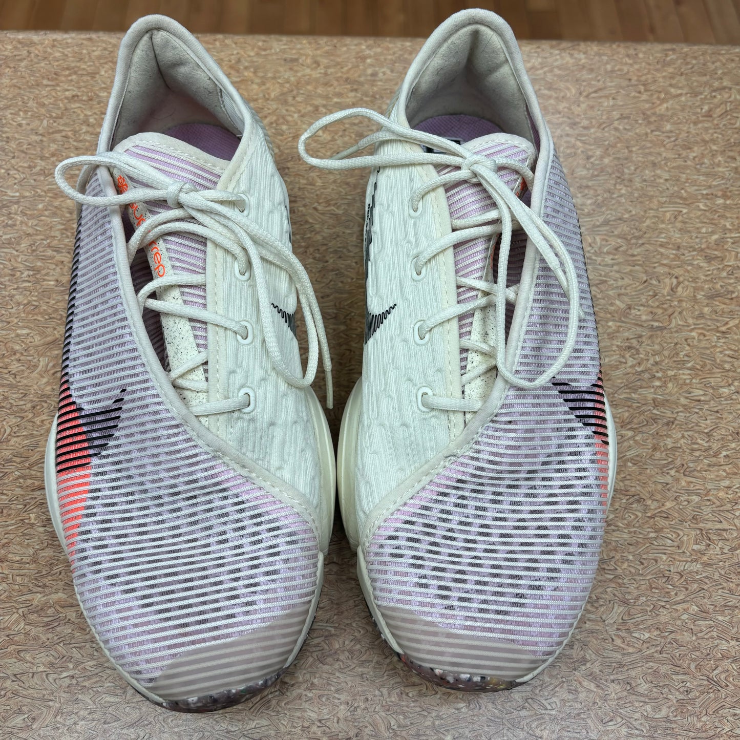 Shoes Athletic By Nike In Cream & Purple, Size: 8.5