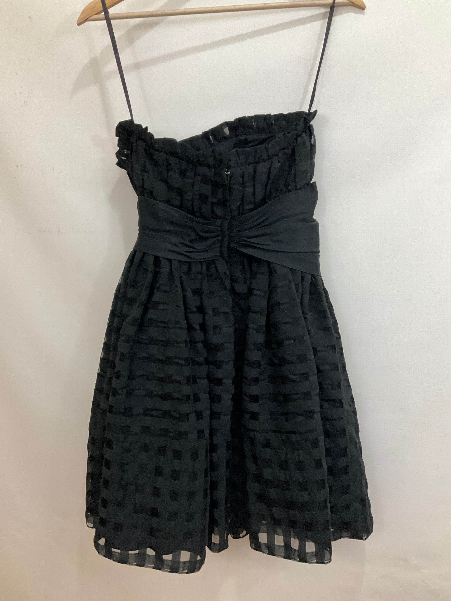 Dress Party Short By Betsey Johnson  Size: 2