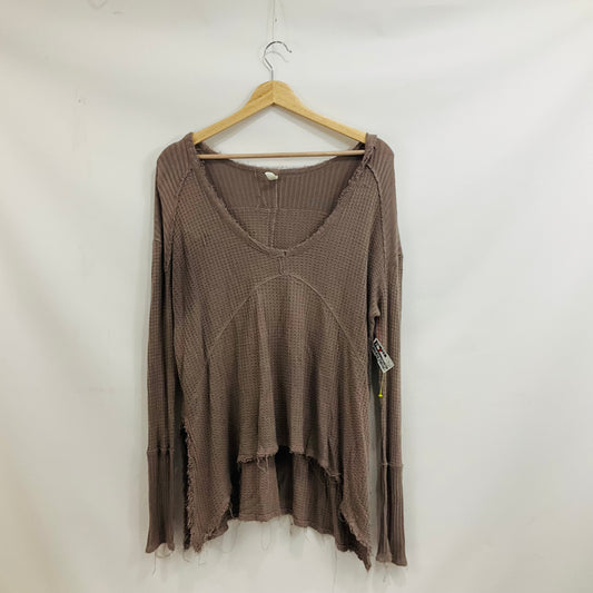 Top Long Sleeve By Free People In Taupe, Size: Xs