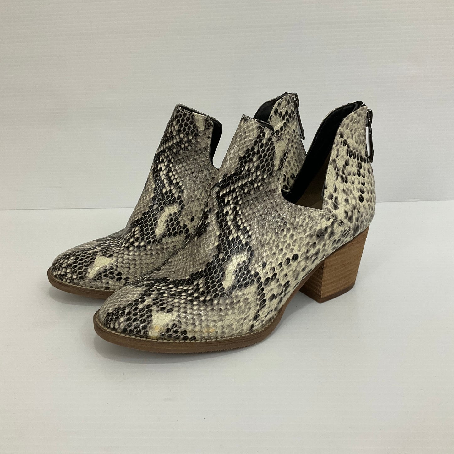 Boots Ankle Heels By Blondo In Snakeskin Print, Size: 7.5