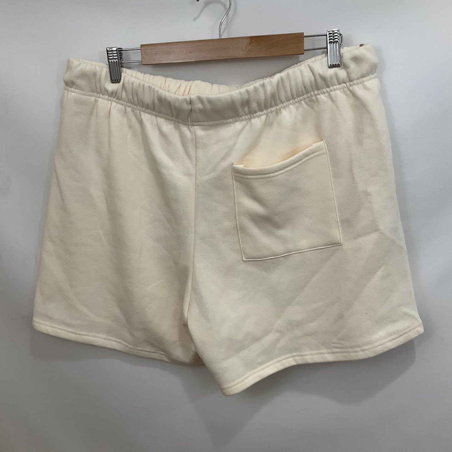 Athletic Shorts By Sage In Cream, Size: Xl