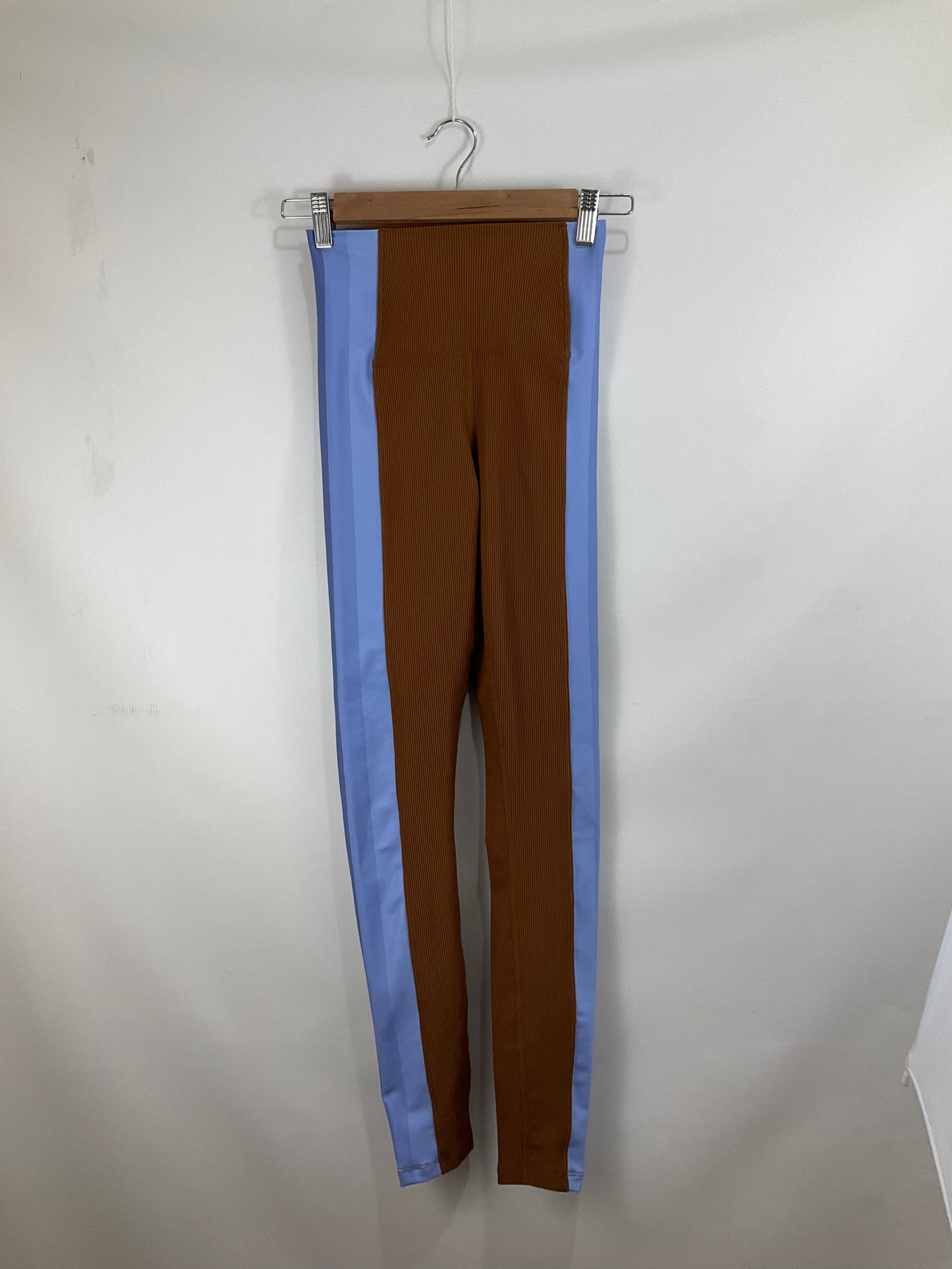 Athletic Leggings By Beach Riot In Blue & Brown, Size: Xs