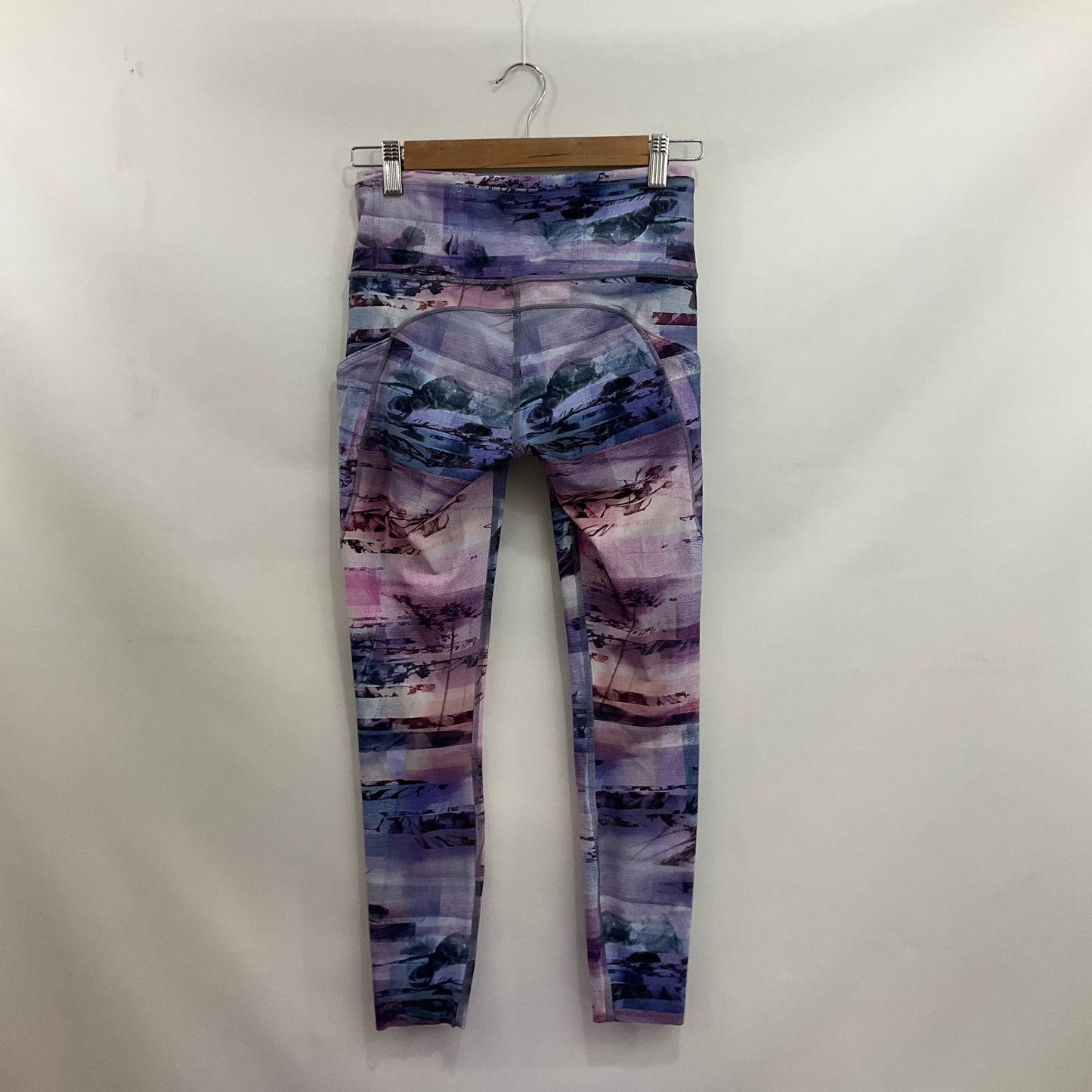 Athletic Leggings By Lululemon In Multi-colored, Size: 6