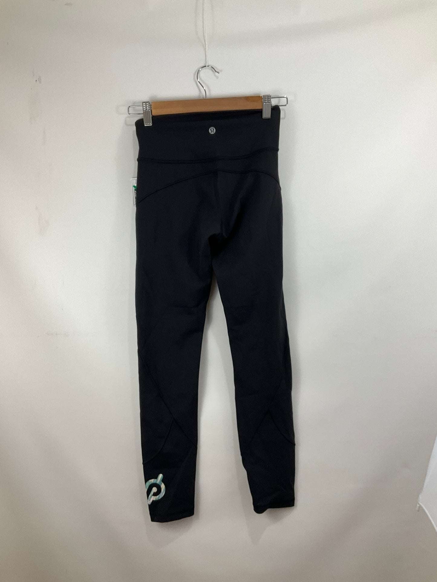 Athletic Leggings By Lululemon In Black, Size: 4