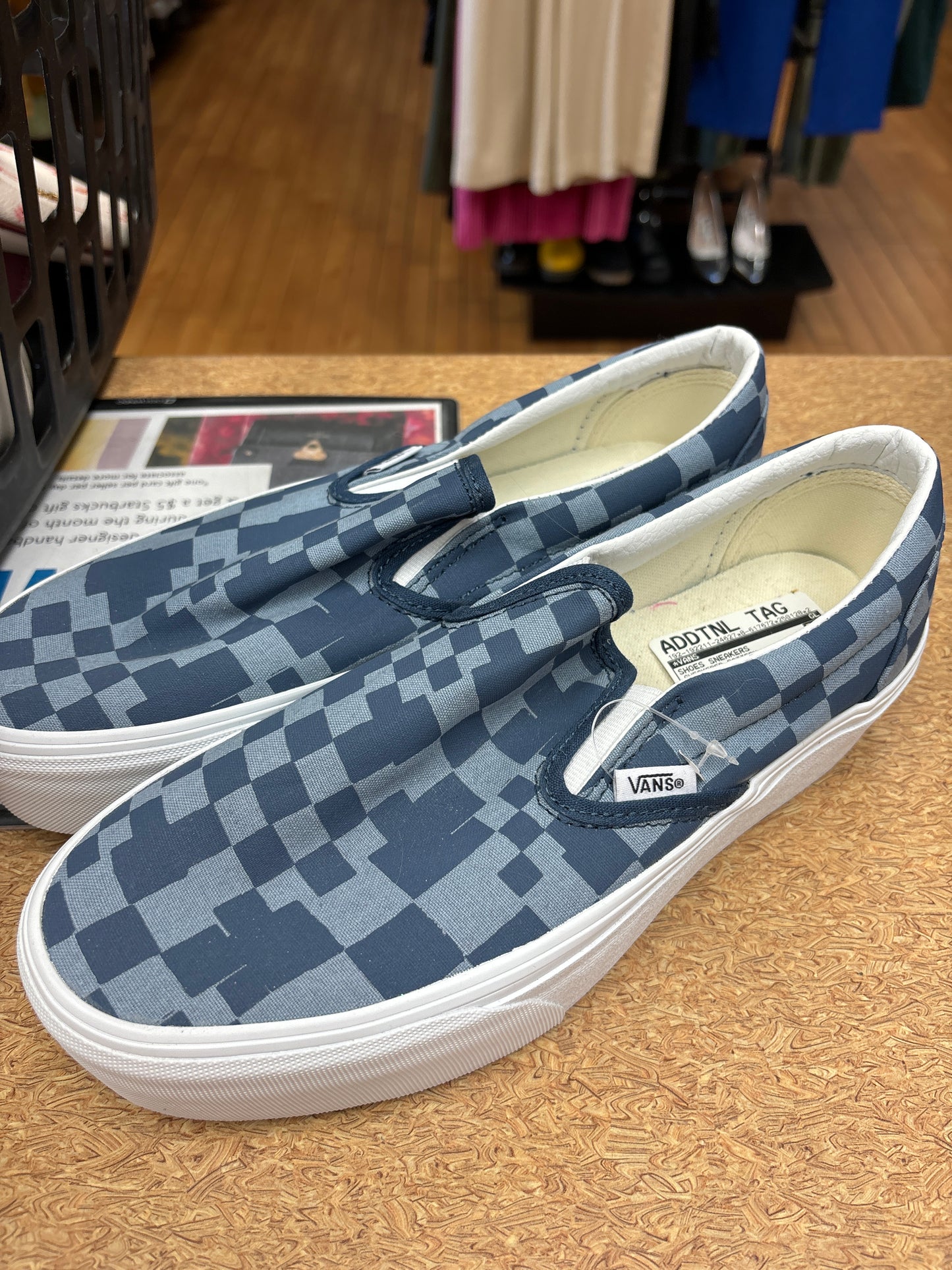 Shoes Sneakers By Vans In Checkered Pattern, Size: 9.5