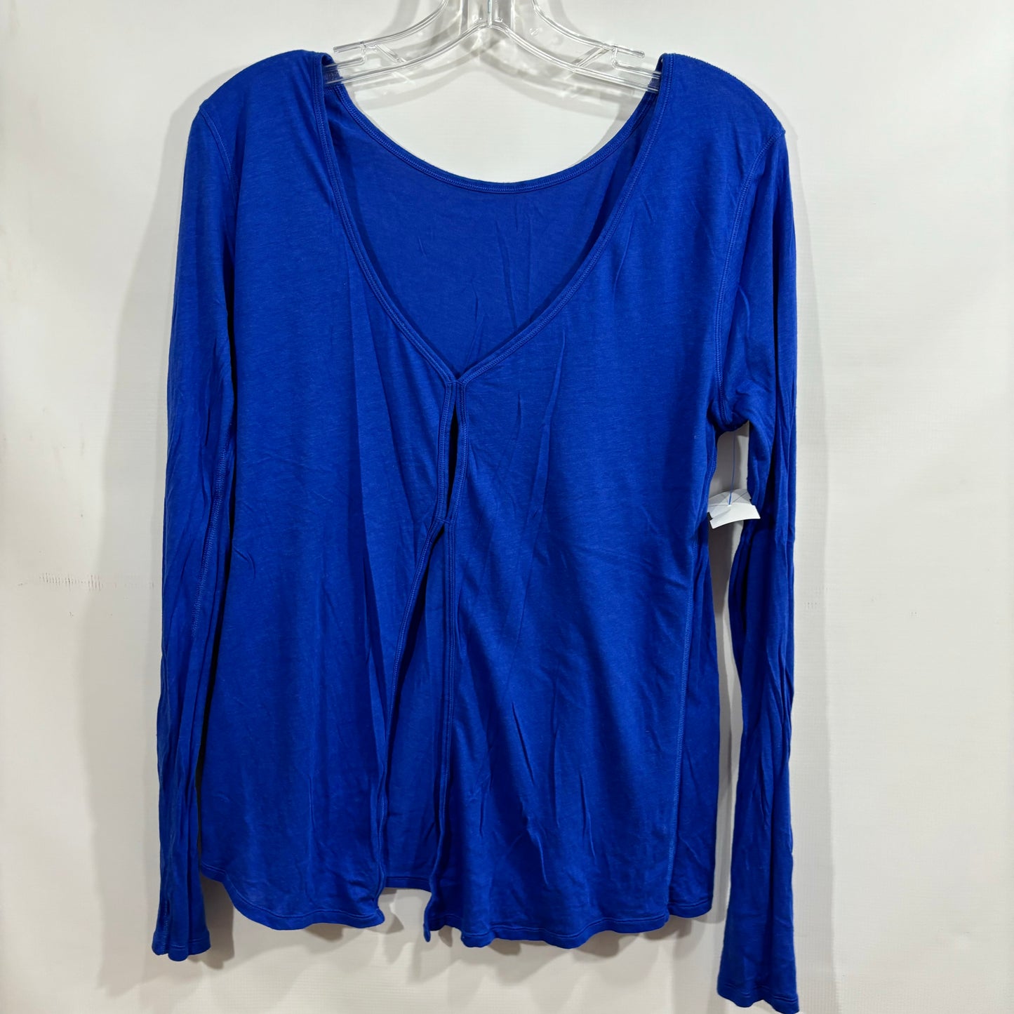 Athletic Top Long Sleeve Crewneck By Lululemon In Blue, Size: M