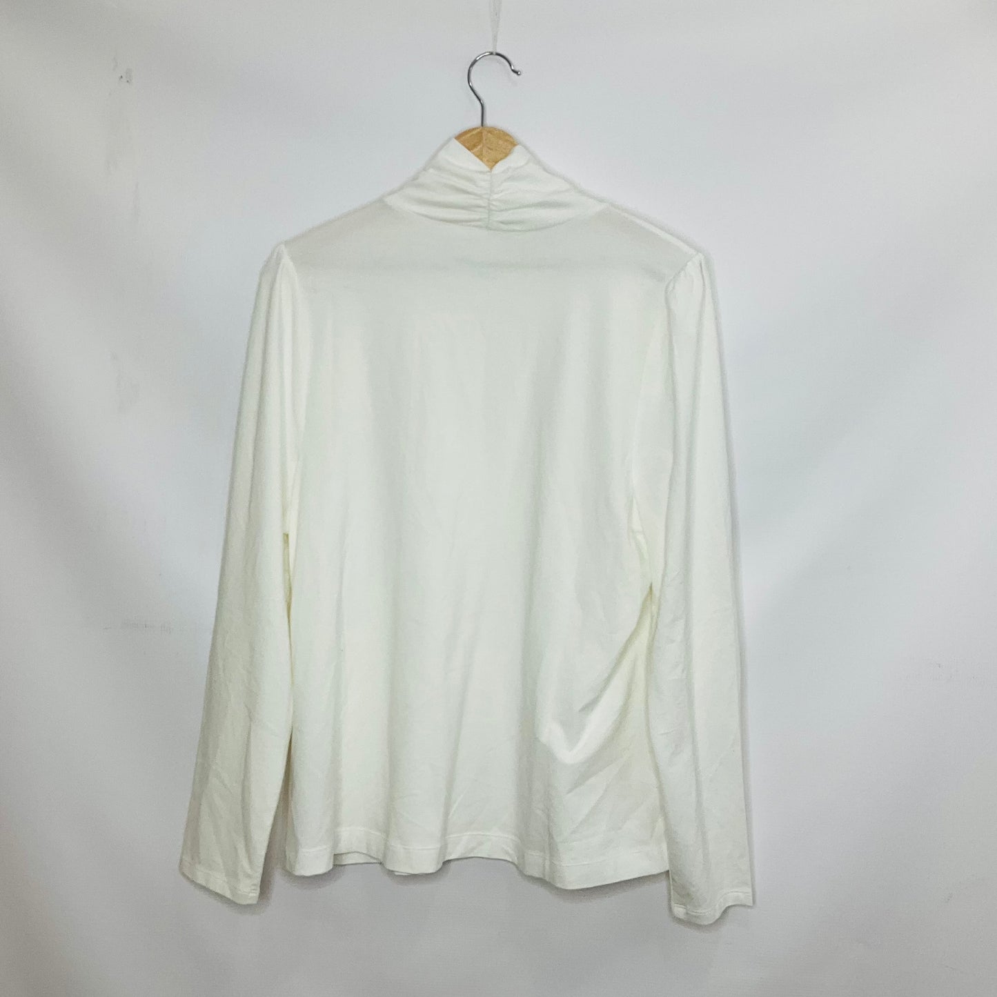 White Top Long Sleeve Soft Surroundings, Size L