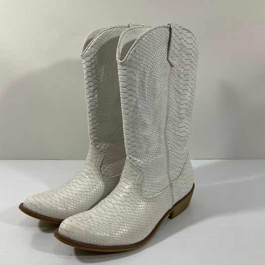 Boots Mid-calf Heels By Matisse In White, Size: 6