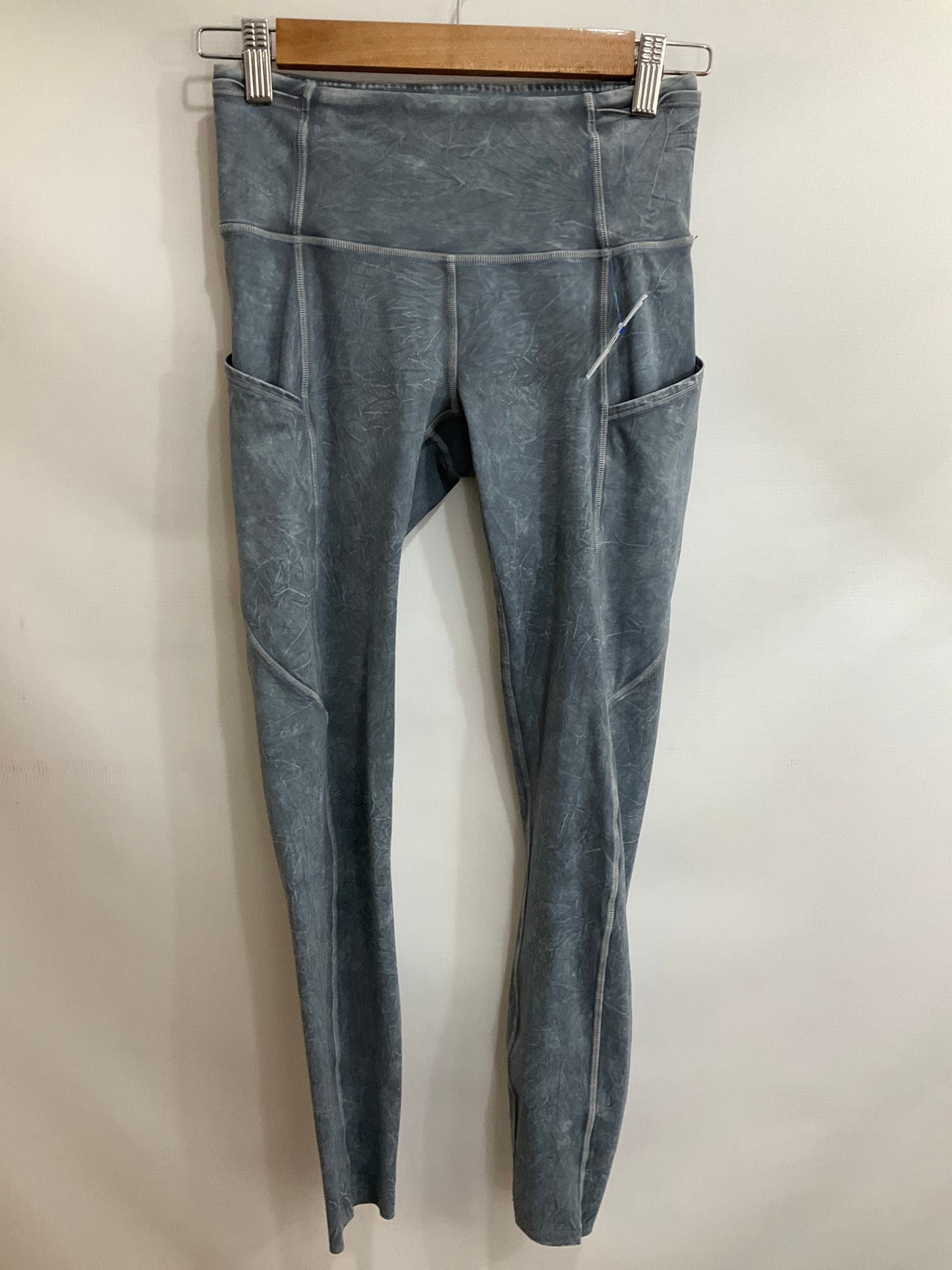 Athletic Leggings By Lululemon In Grey, Size: 4