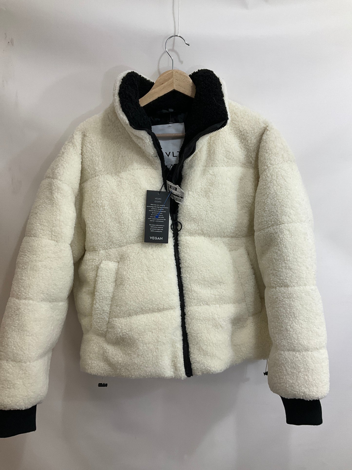 Coat Puffer & Quilted By Cmc In White, Size: S