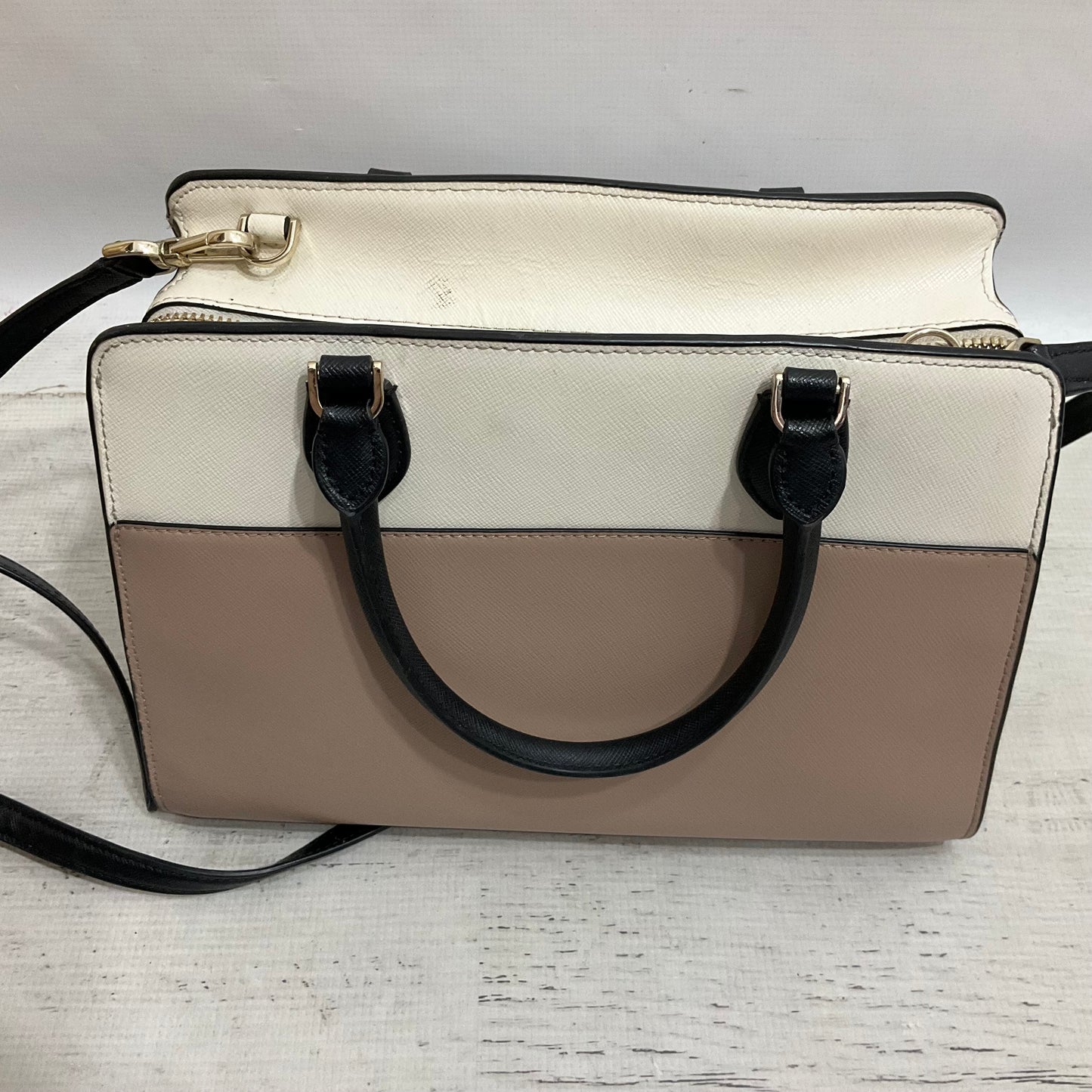 Handbag Designer By Kate Spade, Size: Medium