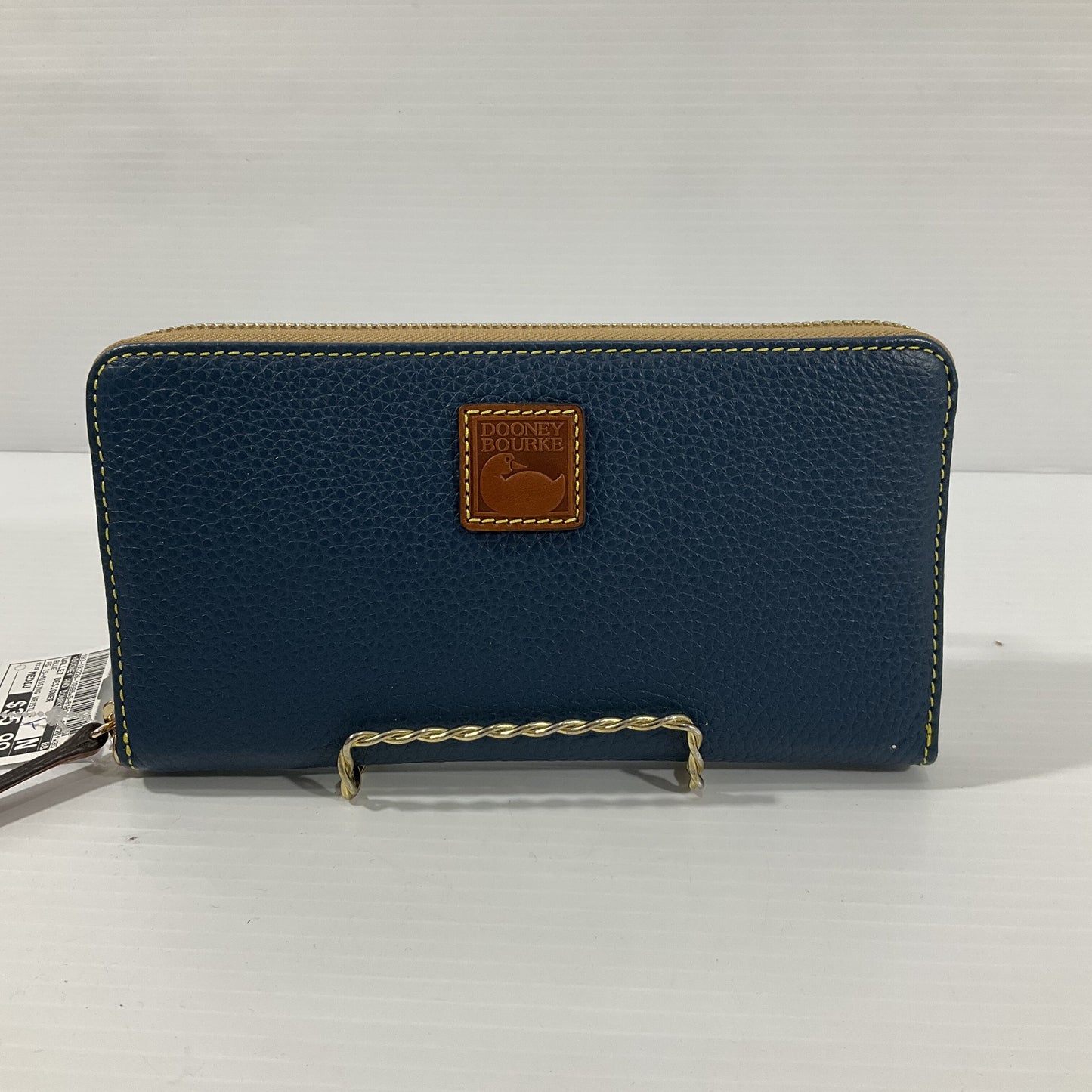 Wallet Designer By Dooney And Bourke  Size: Medium