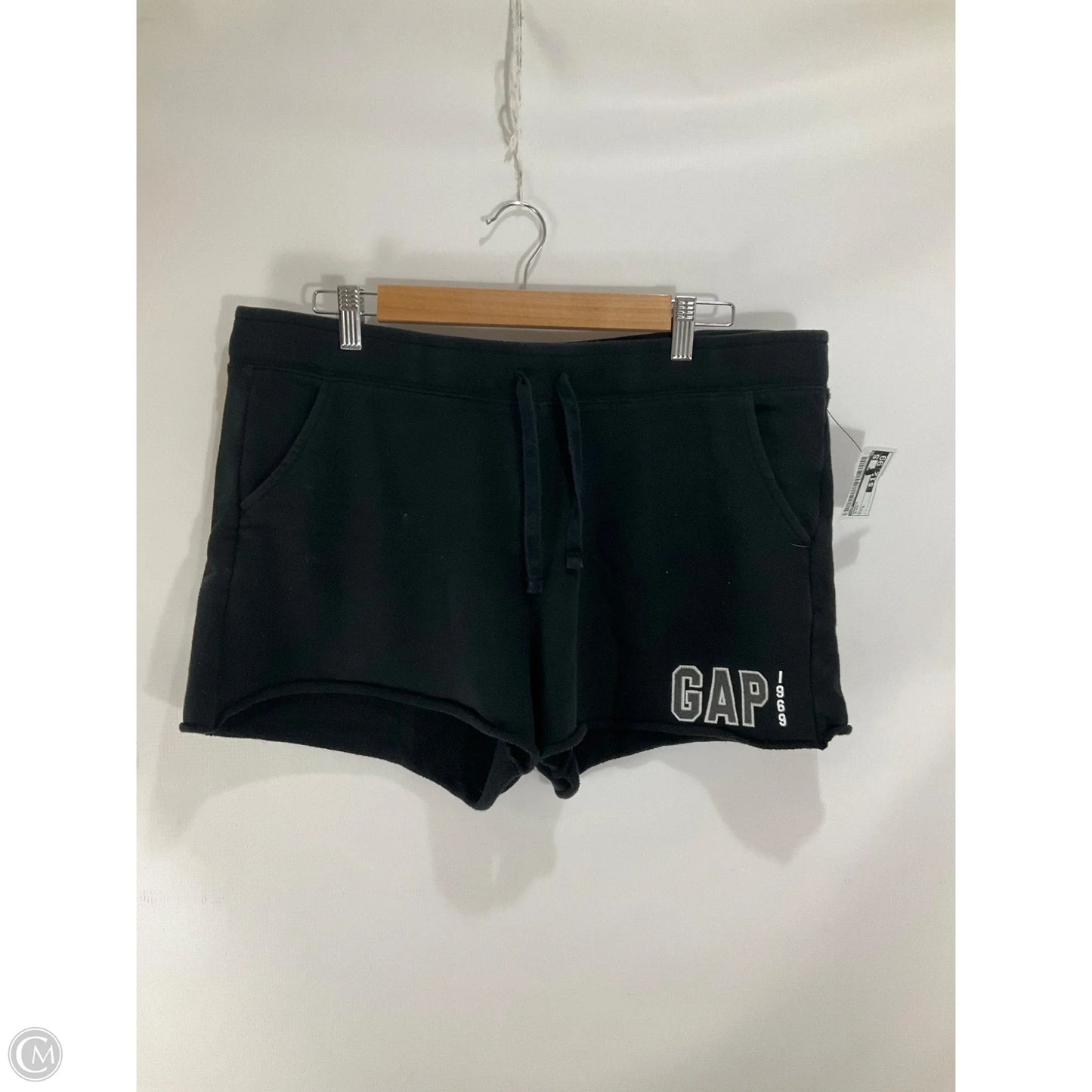 Shorts By Gap In Black, Size: L
