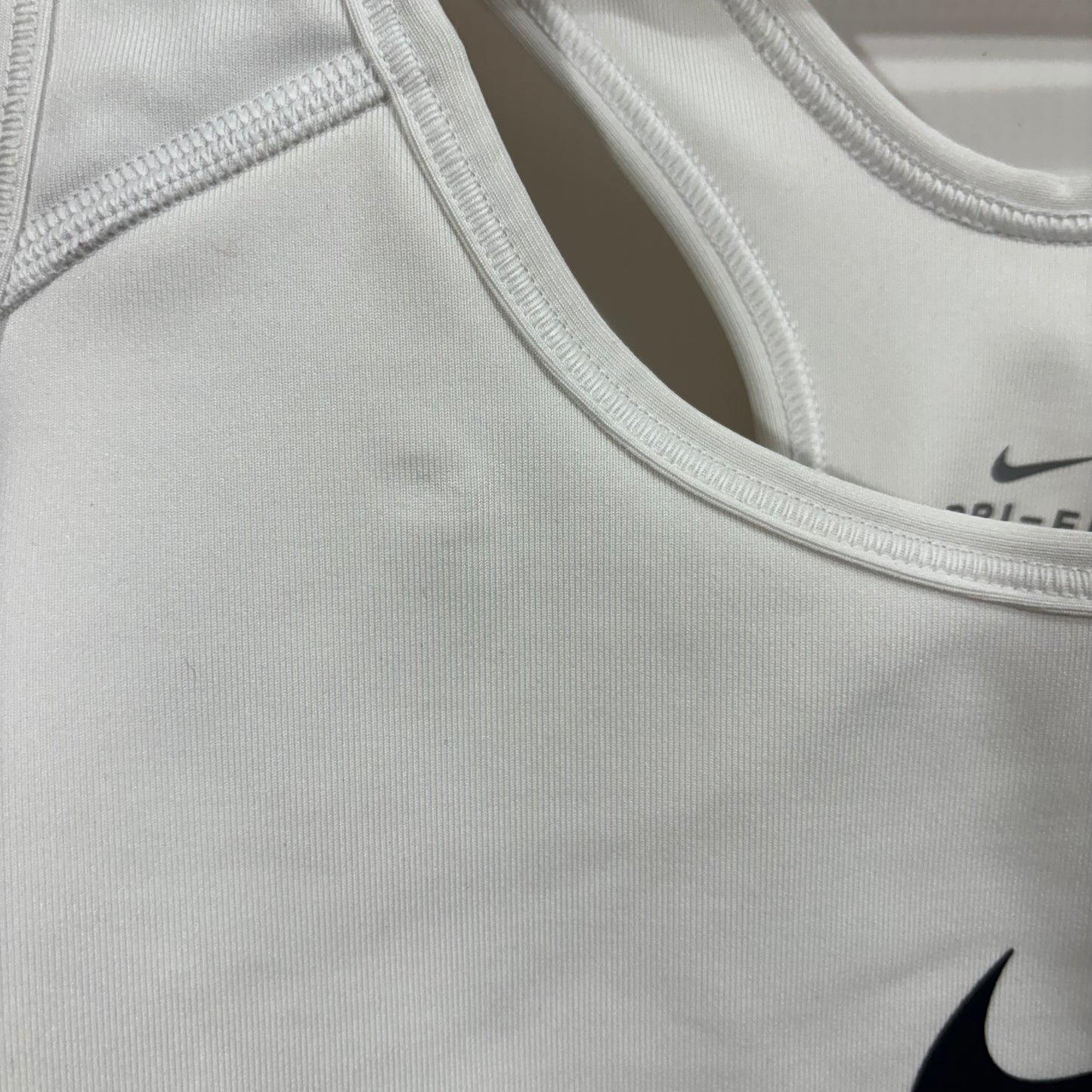 Athletic Bra By Nike Apparel In White, Size: 3x