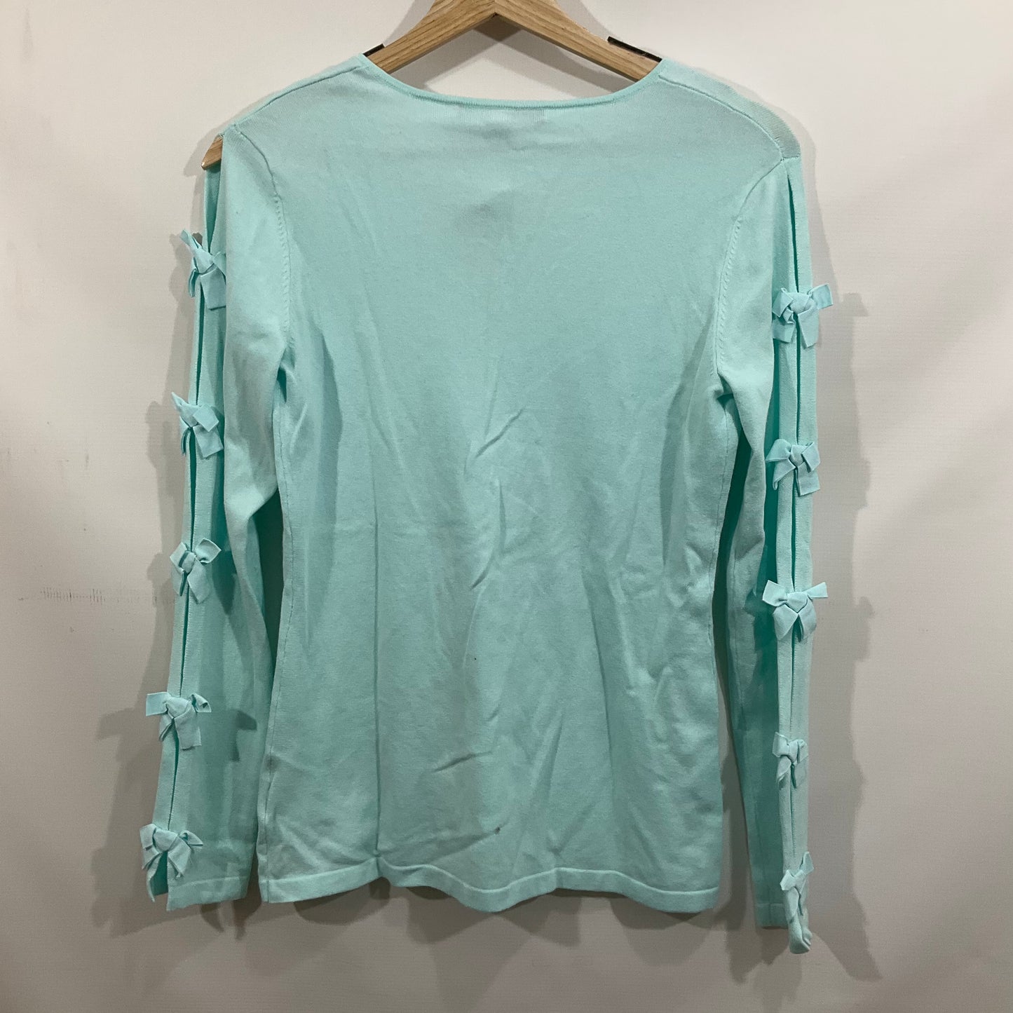 Top Long Sleeve By Lilly Pulitzer In Blue, Size: S