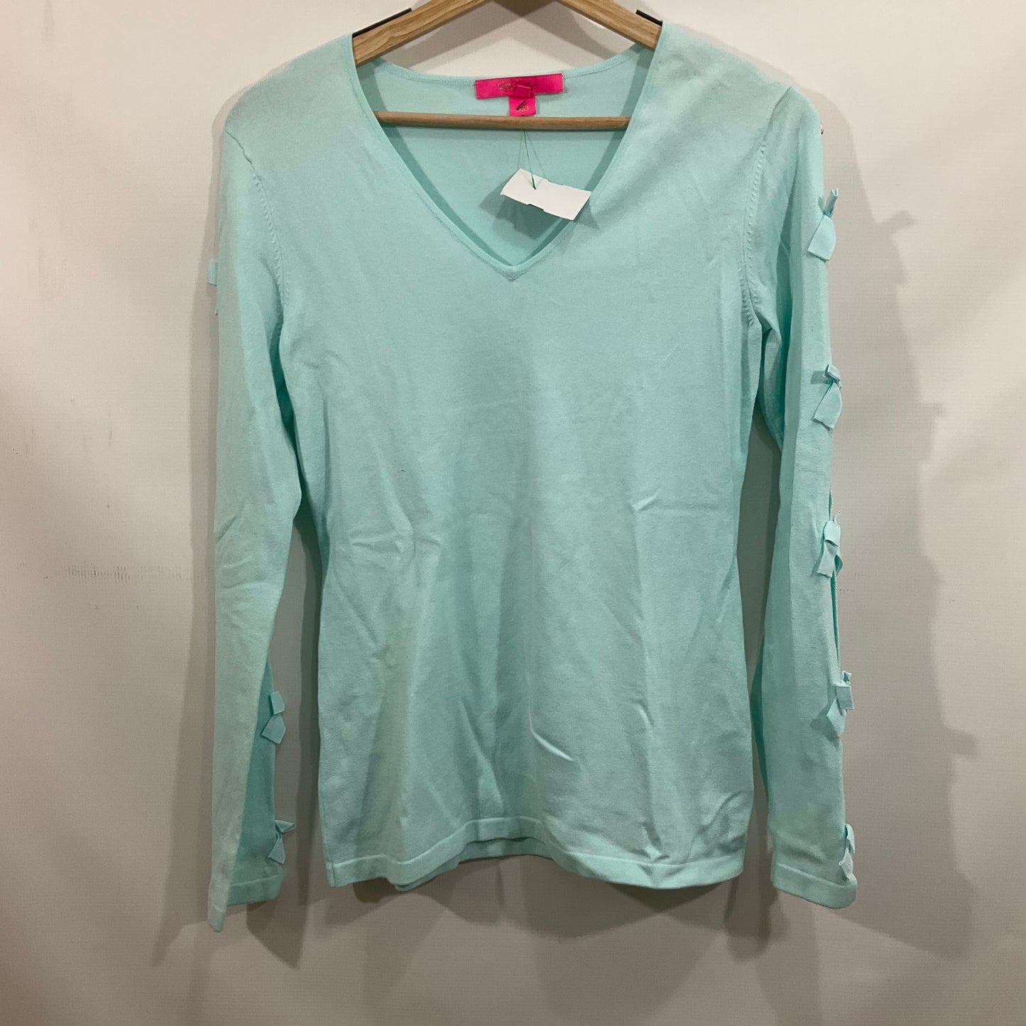 Top Long Sleeve By Lilly Pulitzer In Blue, Size: S